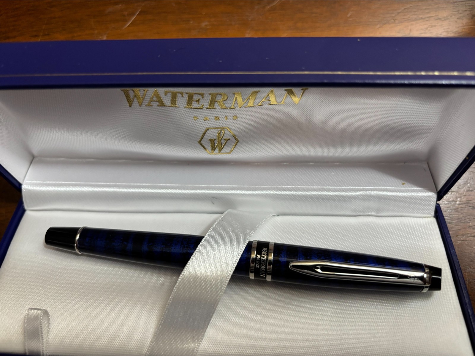 Waterman Expert III Rollerball Pen, Dune Blue and Chrome Trim. Unused in Box