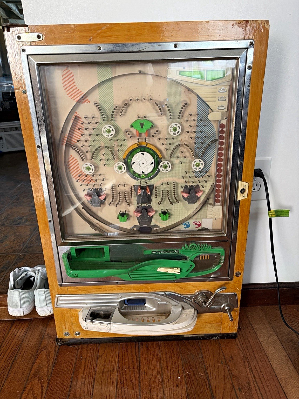Nishijin Pachinko Machine Wood Cabinet w/ Balls Made in Japan Original -REPAIRS