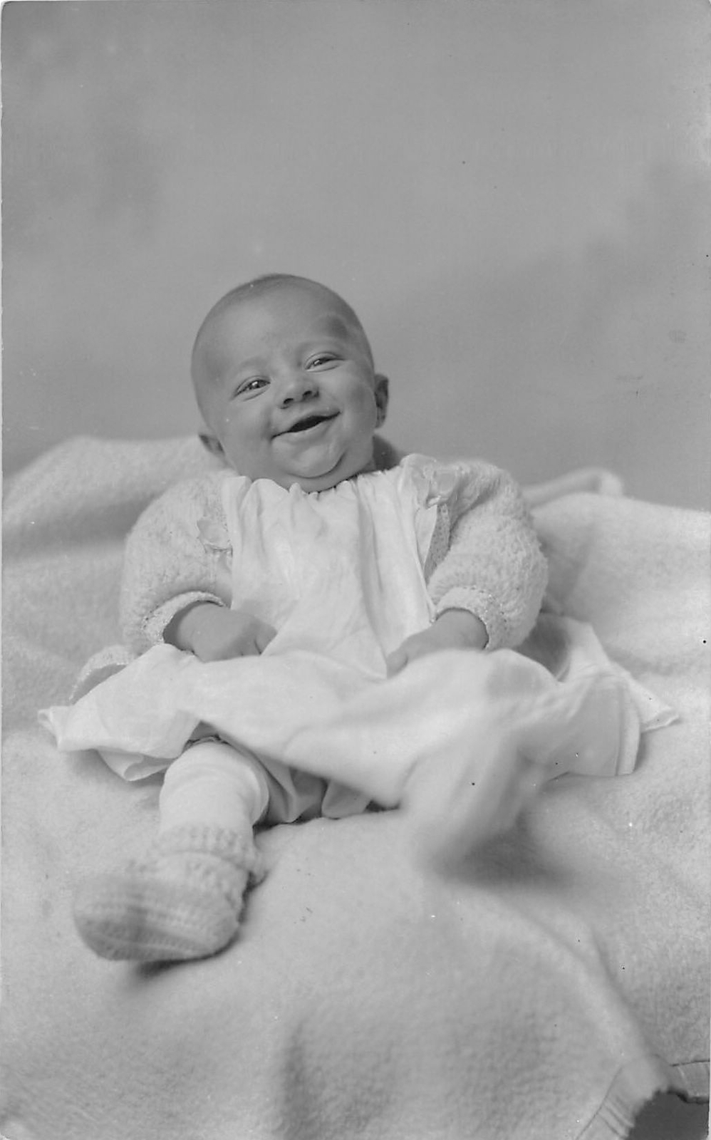F45/ Interesting RPPC Postcard c1920 Funny Baby Smile Comic