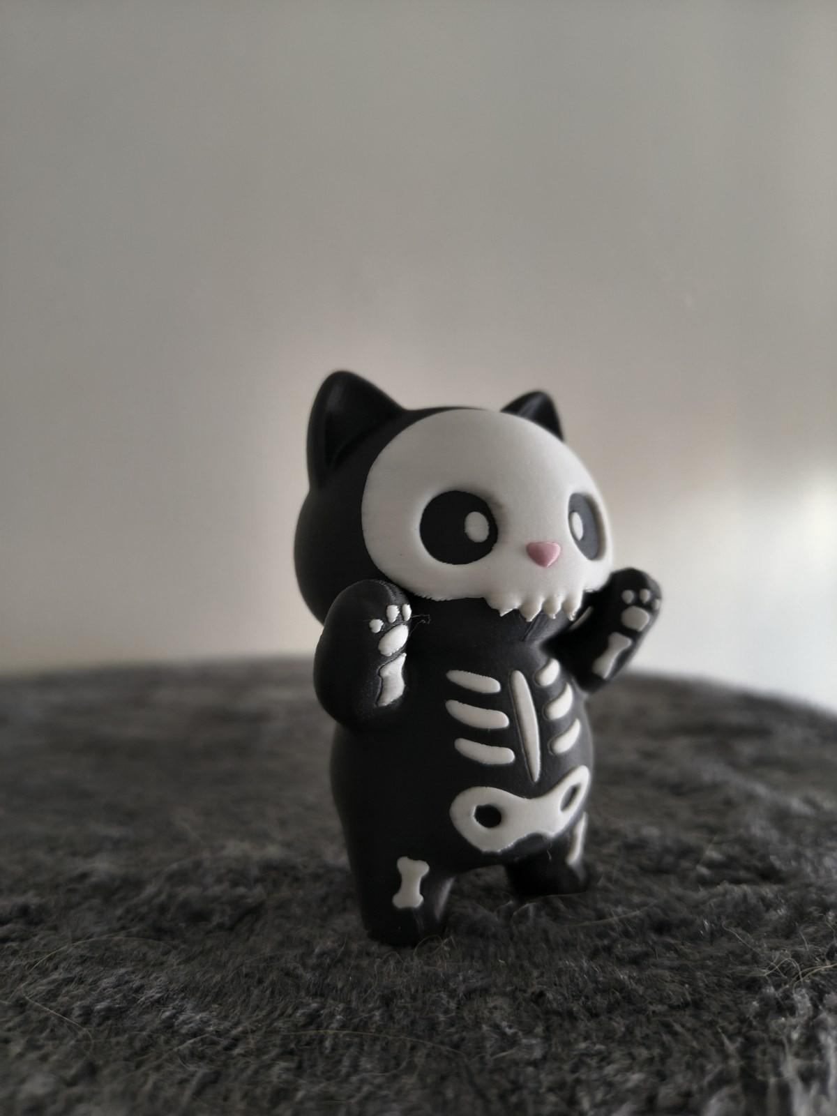 Skeleton Cat Boo Figurine 3D Printed Halloween Black Cat Spooky Cute Decor 8cm
