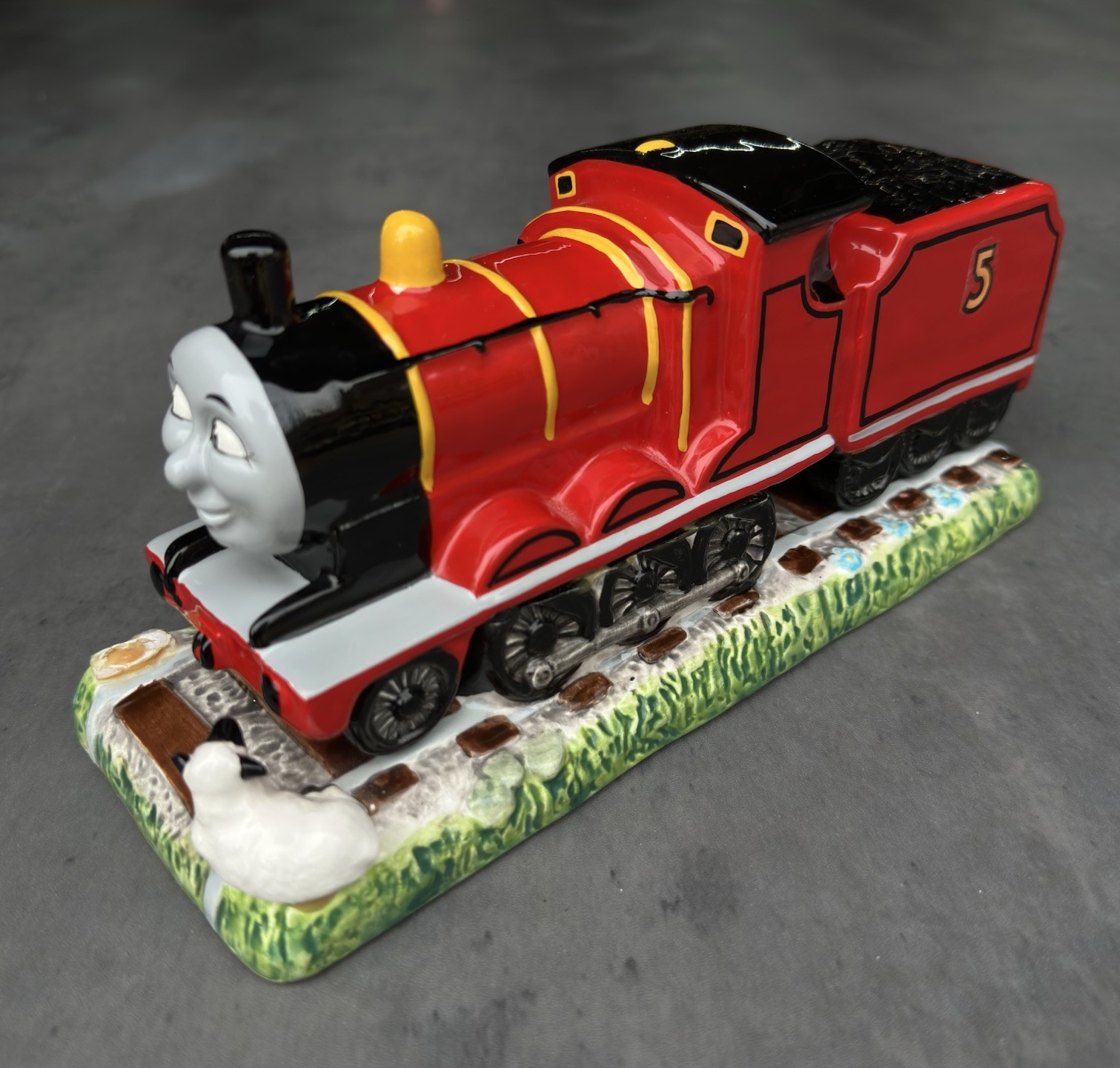 RARE 1994 Schmid James Red Engine Thomas Tank Engine Music Box Works