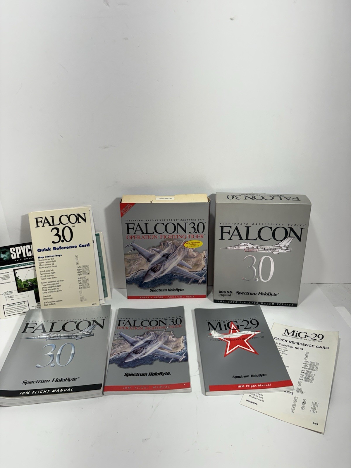 Lot Of Falcon 3.0 Complete Dos  SPECTRUM HOLOBYTE IBM Disks Manuals Mig29 Game