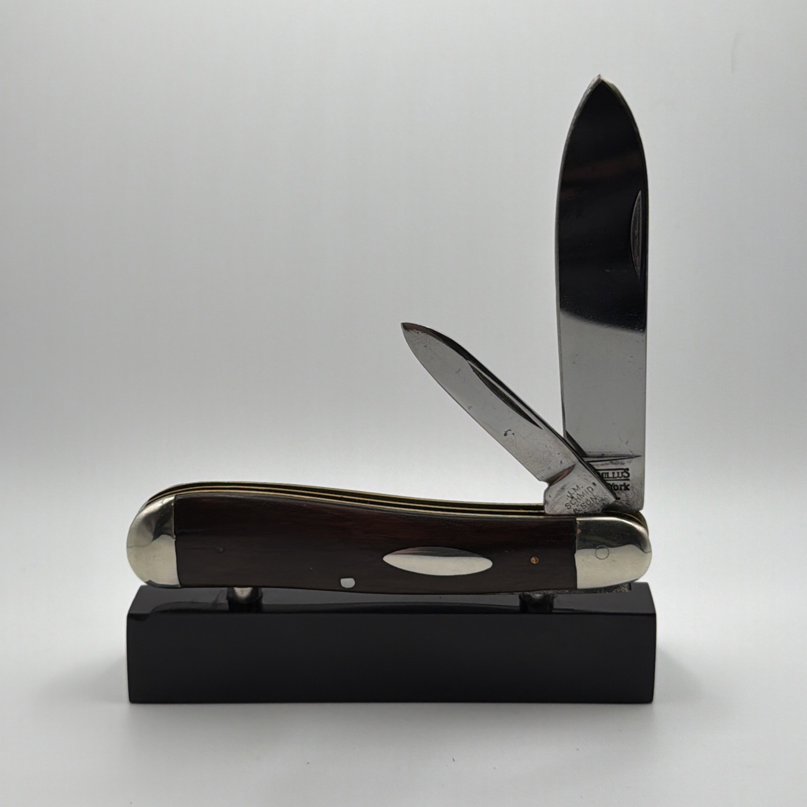 CAMILLUS Dogleg Jack Knife Unused Near *MINT*