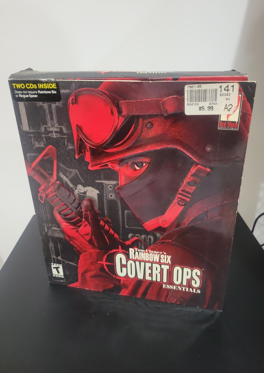 TOM CLANCY'S RAINBOW SIX COVERT OPS ESSENTIALS (2000)