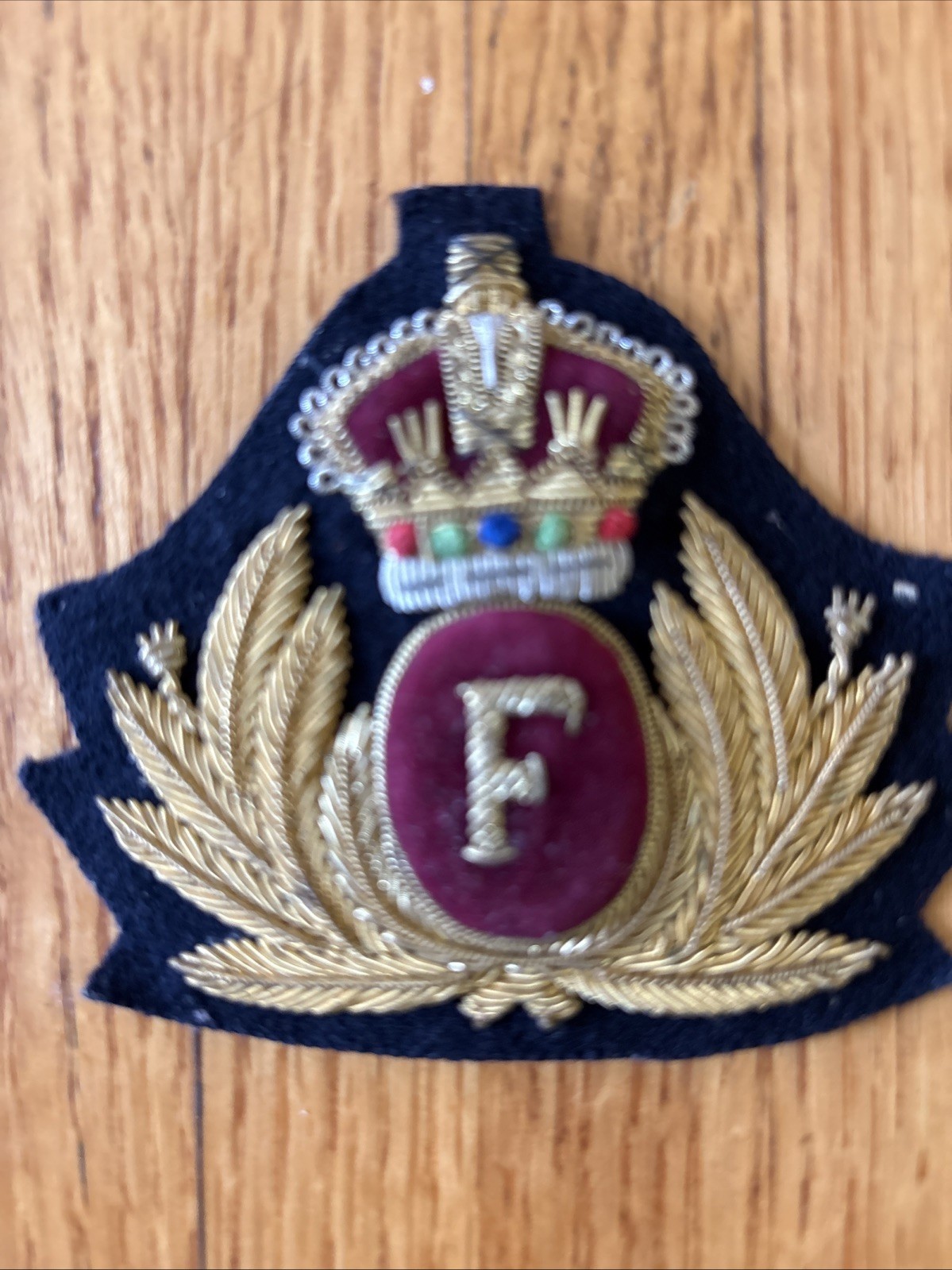 Vintage British Army Officers Bullion Hat Badge