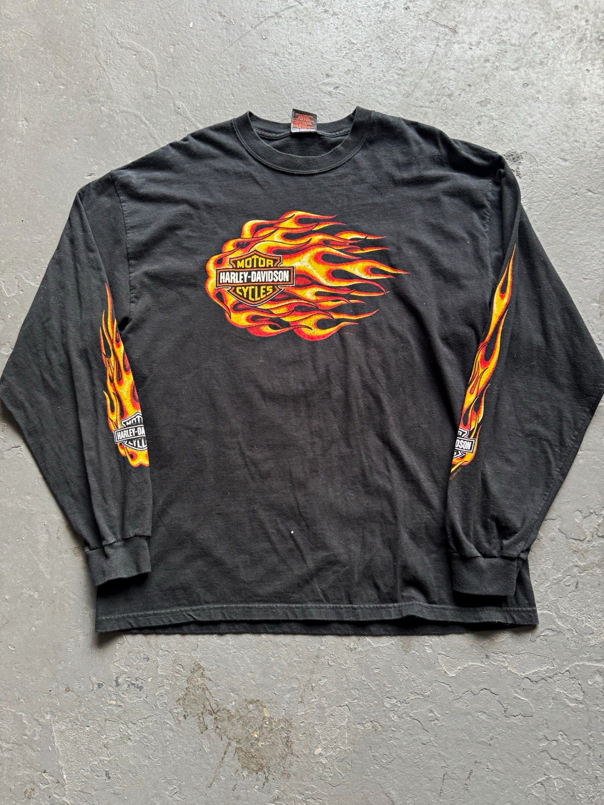 Vintage 2000s Harley-Davidson Flame Sleeve Long Sleeve Black T-Shirt XL 