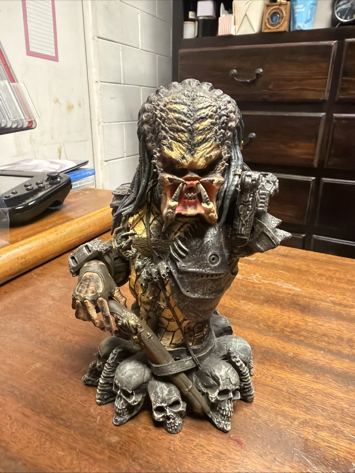 2004 Palisades PREDATOR 2 elder Resin mini bust No box  LE 2114/4000 7” Statue