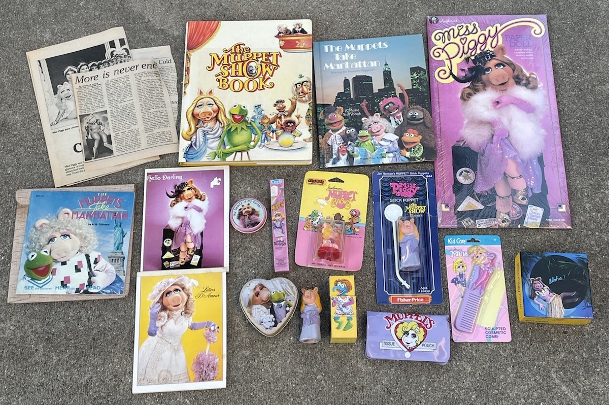 Vtg The Muppets Miss Piggy Mixed Toy & Collectibles Lot - Many Items NIP NOS