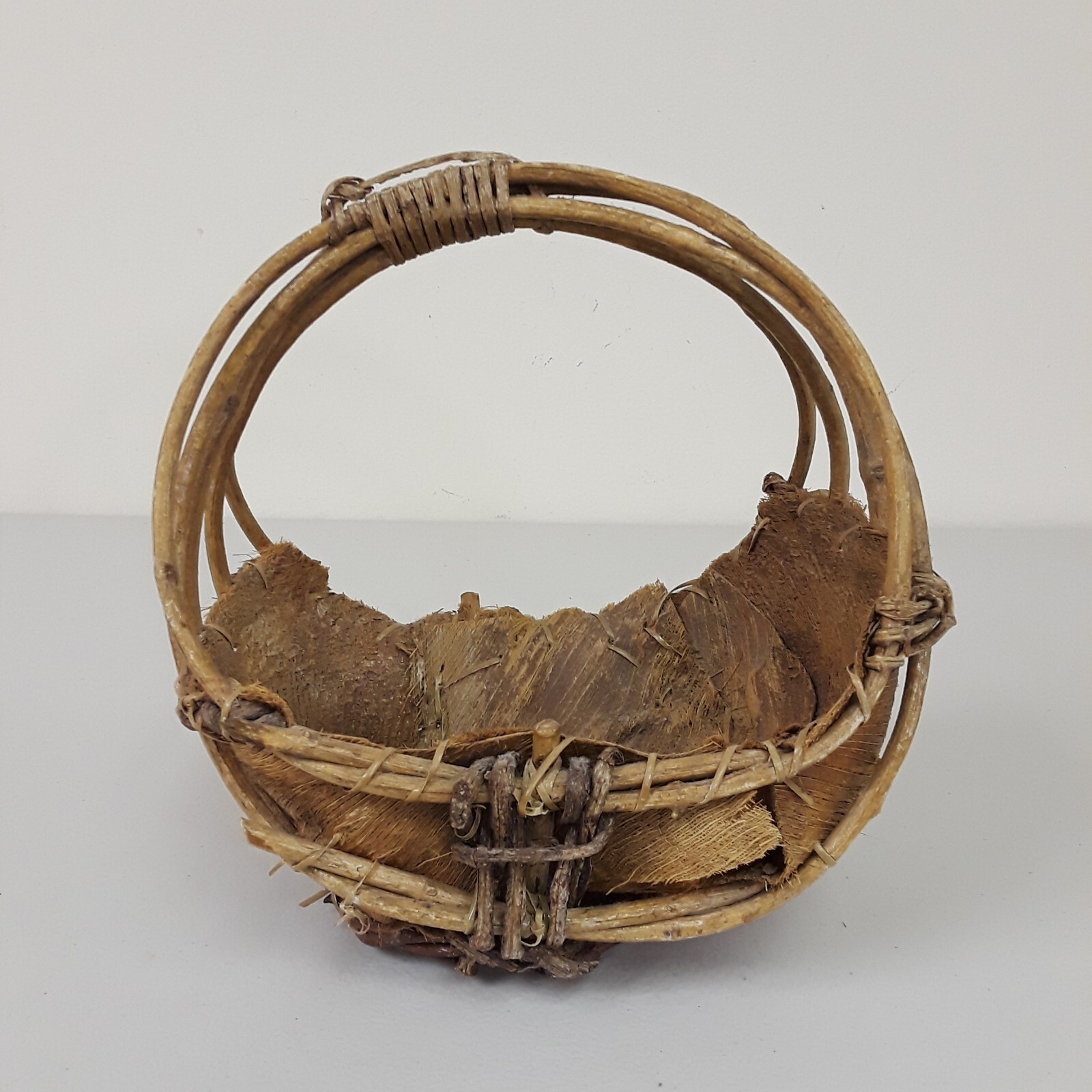VTG American Indian Hand Basket Branch Handle & Bark Northern Plains Indigenous