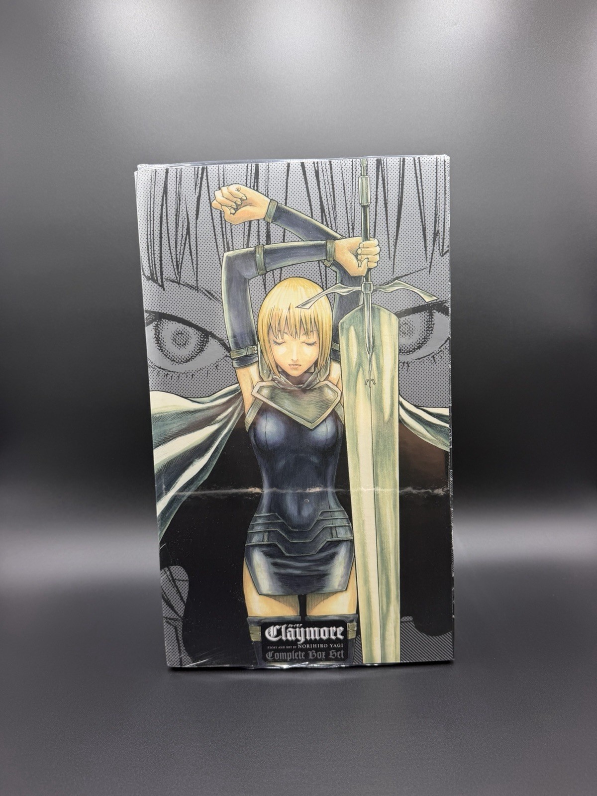 Claymore Complete Box Set Volumes 1-27 with Premium Manga