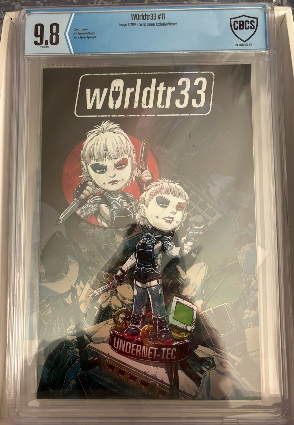 Worldtr33 #11. Fallout Homage. Lipwei Variant 168/200 CBCS 9.8. Comic Corner Exc