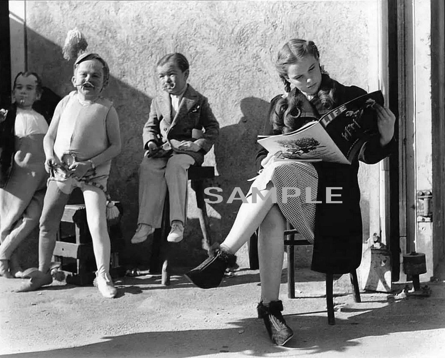 1939 JUDY GARLAND on the Set of The WIZARD OF OZ Photo   (238-B )