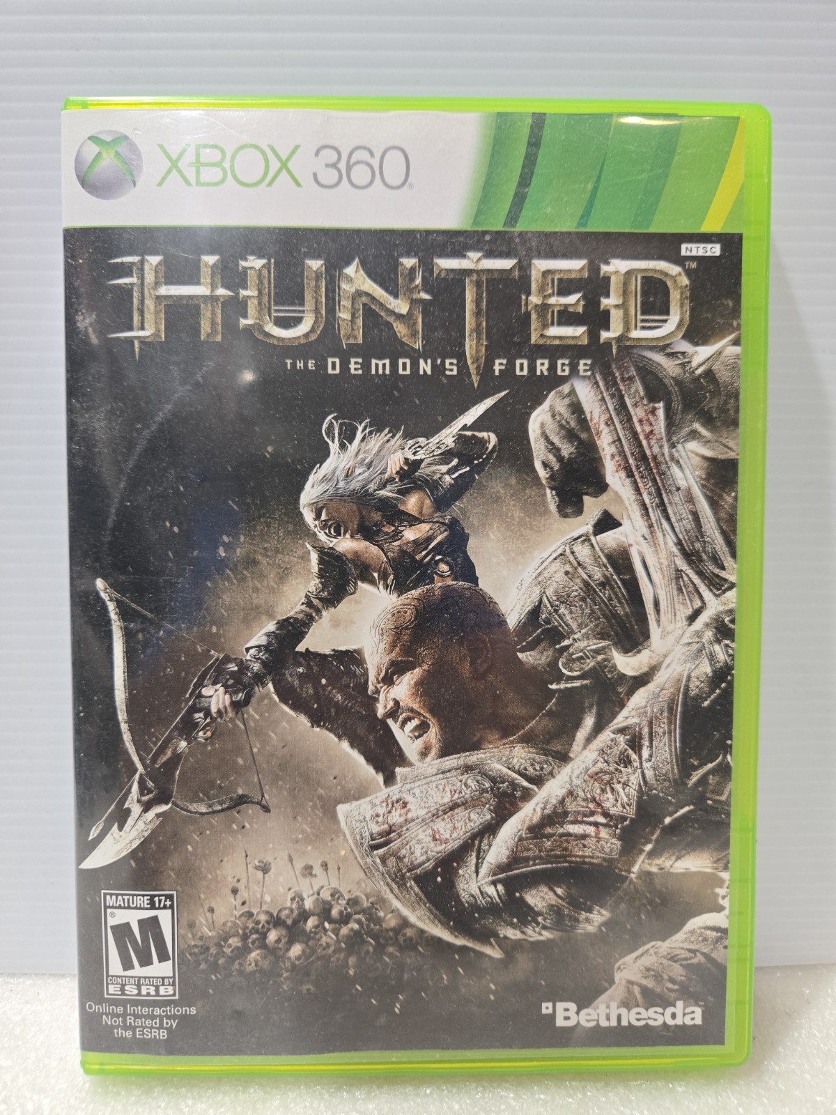 XBOX 360  Hunted: The Demon's Forge Game COMPLETE - DISC EXCELLENT