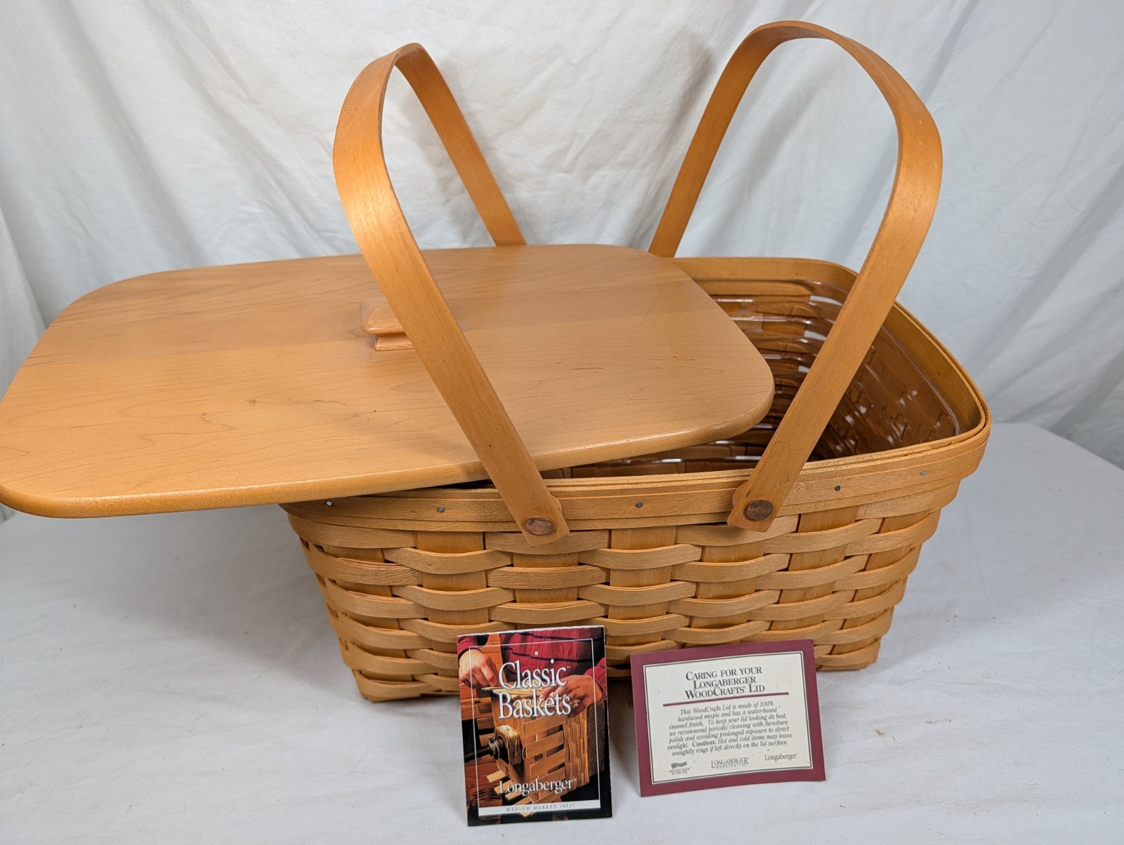 Longaberger 2000 Medium Market Basket Wood Lid Protector Double Handles USA