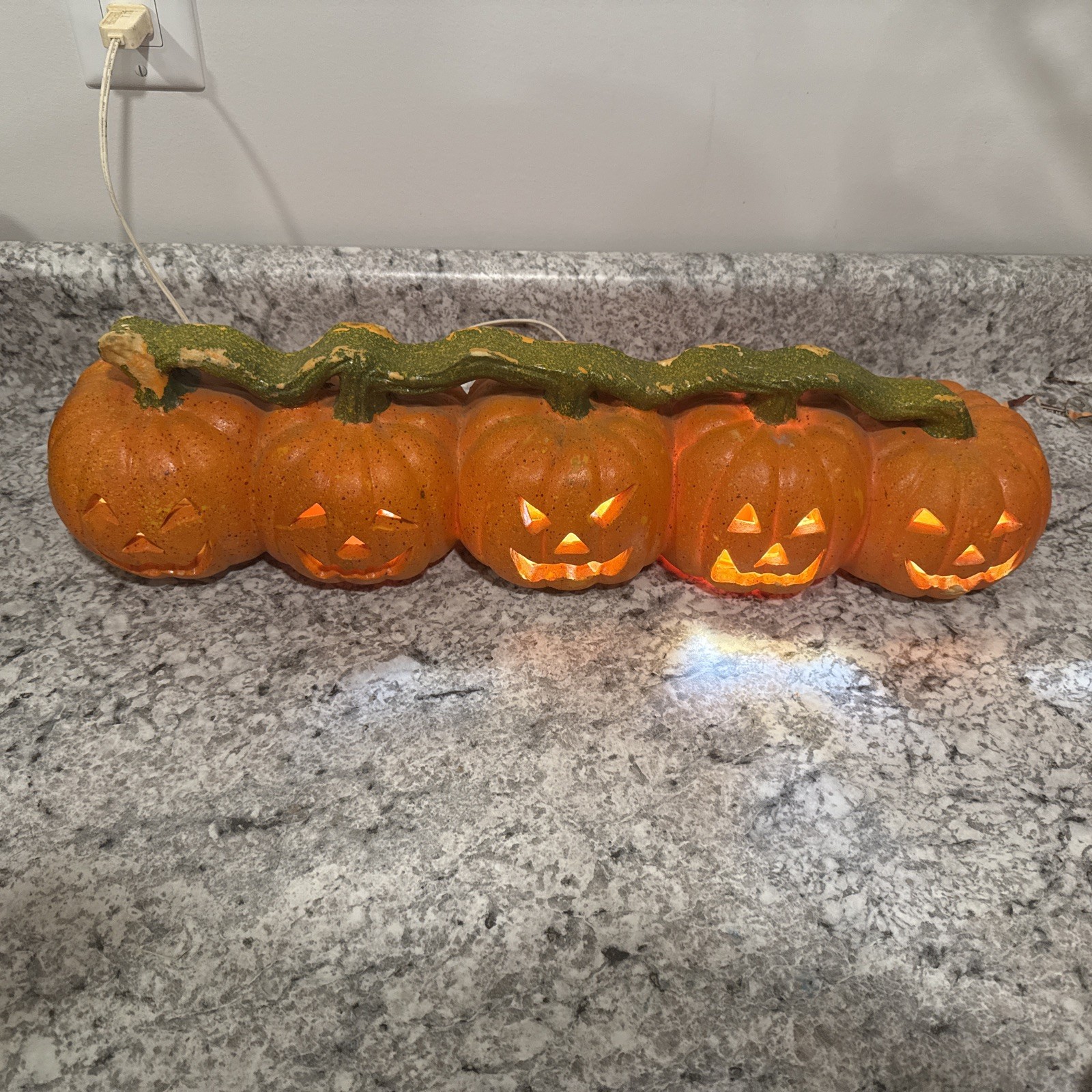Halloween Foam Blow Mold Jack O Lantern 5 Pumpkins Lighted Corded Working 23”