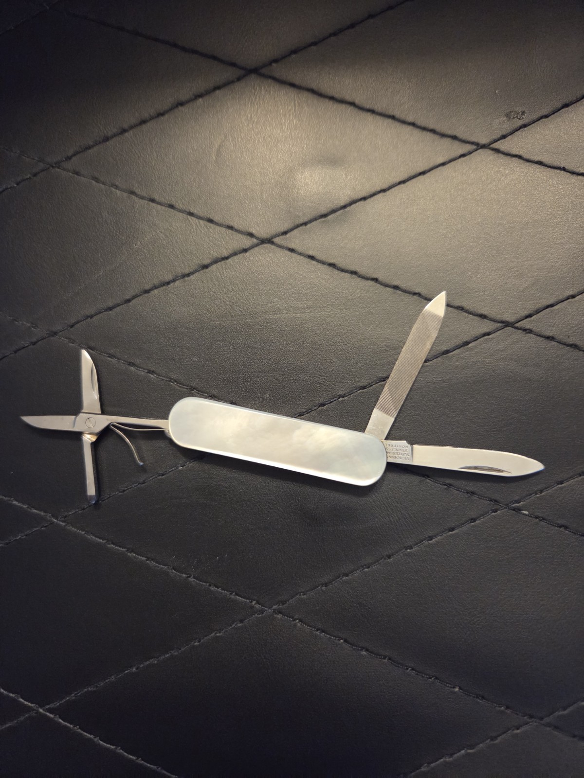 Factory Pre-1975 Victorinox Victoria Bijou Mother of Pearl  Swiss Army Knife