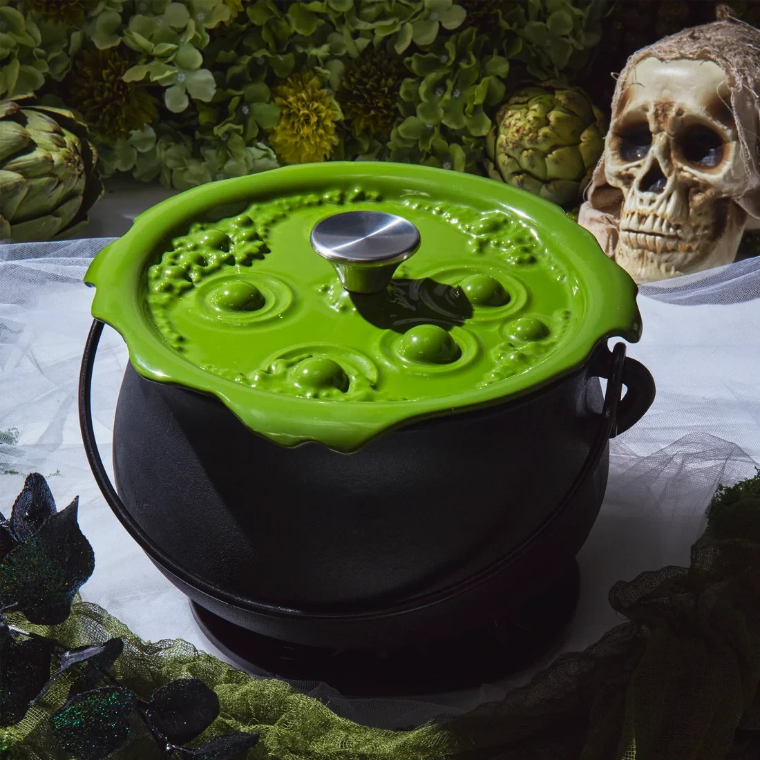Smith and Clark 6 Quart Cast Iron Cauldron Green 'Bubbling' Lid 2026 Halloween