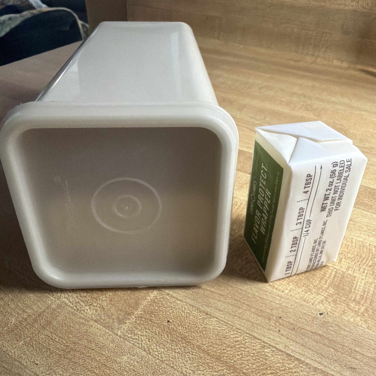 Tupperware Butter Cheese Keeper 1627-1 Tray 1826-11 Lid 1829-6 Vintage Beige