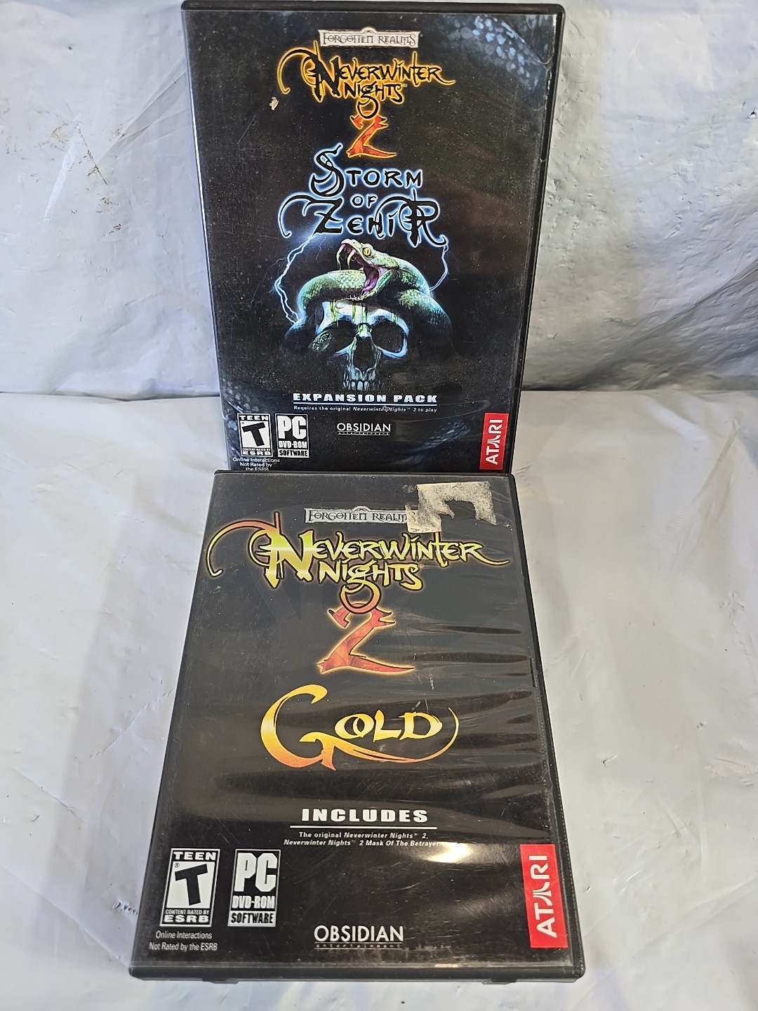 Neverwinter Nights 2 Gold PC DVD-ROM 2008 Hasbro Atari Storm of ZeHiR Expansion 