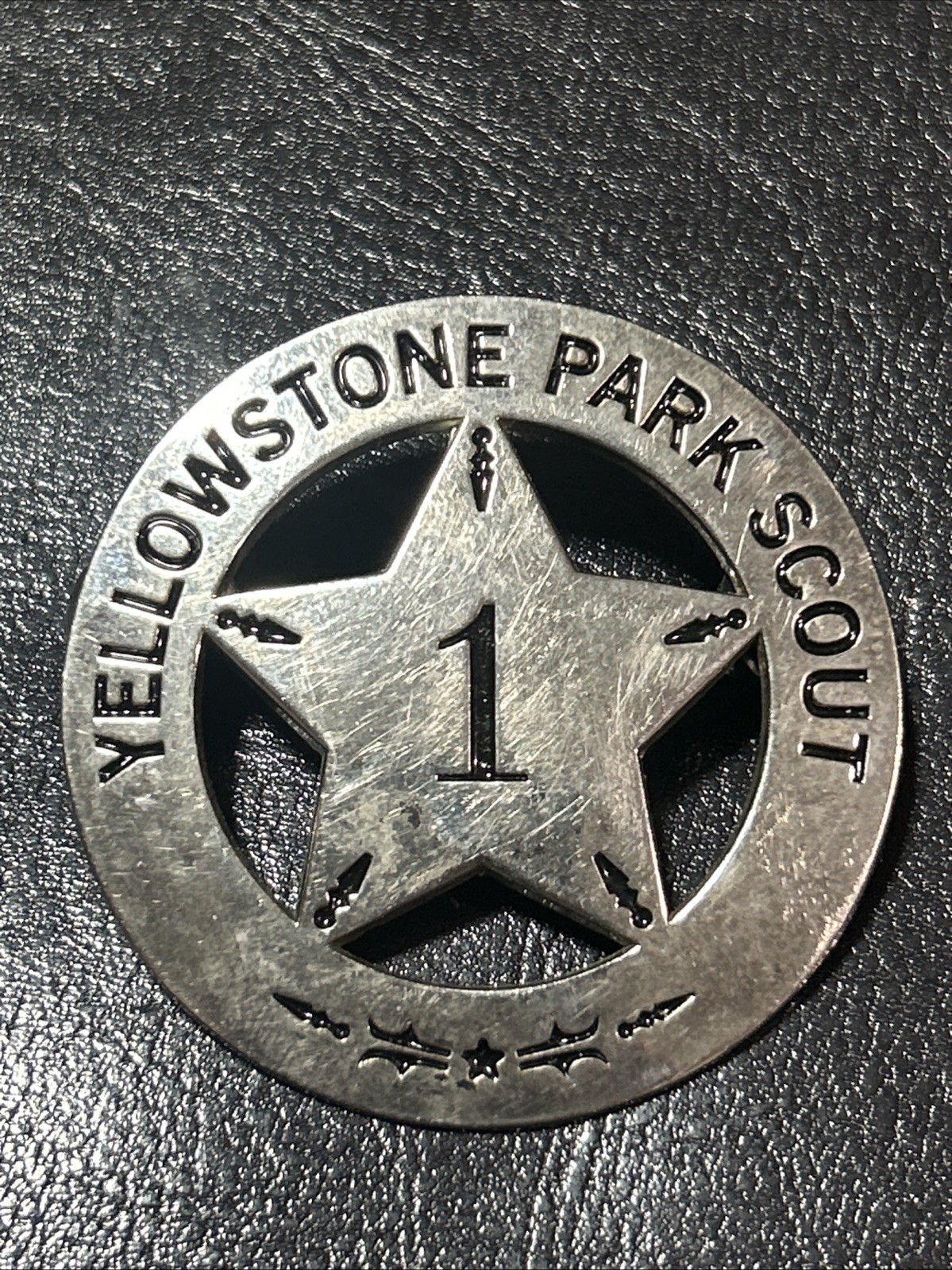 Yellowstone  Park Scout Star  Badge Pin Pinback 2\