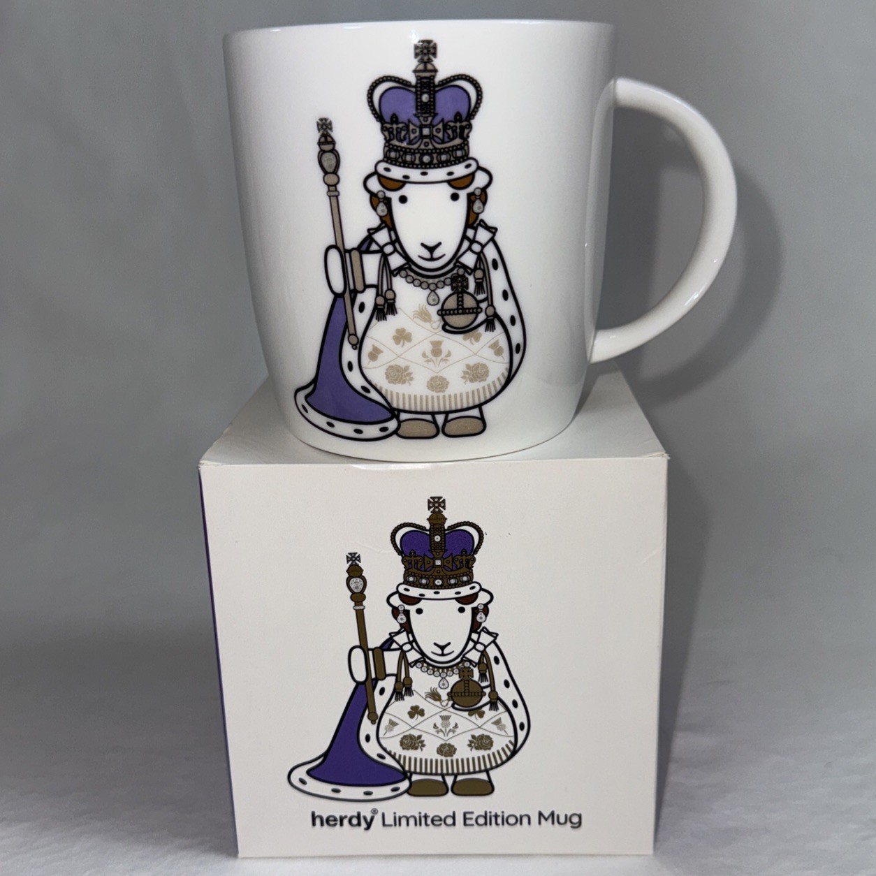 Herdy Her Majesty The Queen’s Platinum Jubilee Ltd Edition Mug-Coronation NIB