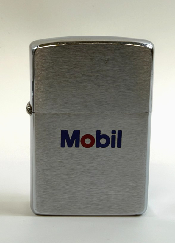 Vintage 1978 Mobil Gas Oil Zippo Lighter Brushed Chrome 3-Slash Date Code USA