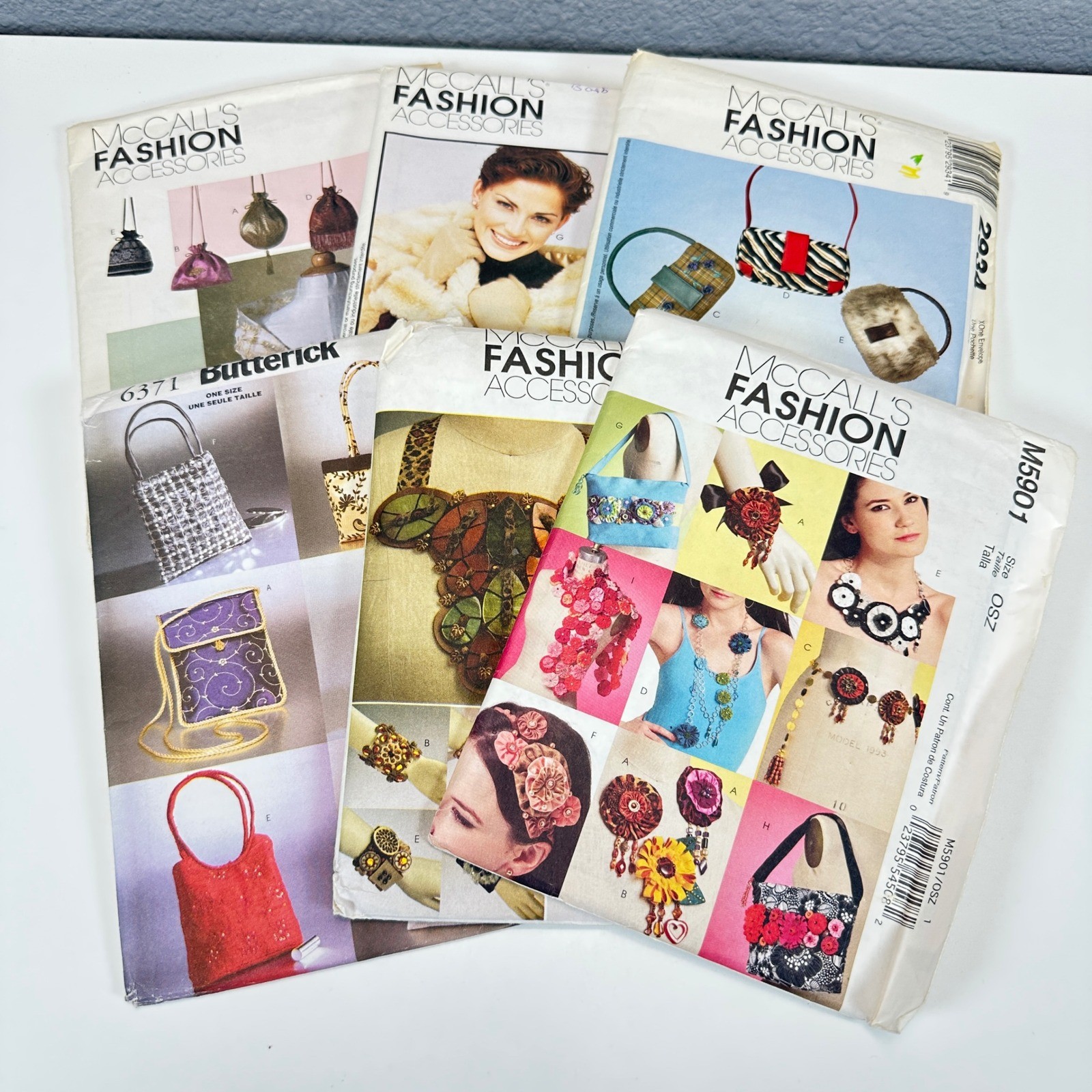 VTG Lot of 6 McCall\'s Butterick Sewing Pattern Handbags Hats Jewelry 90s Y2K