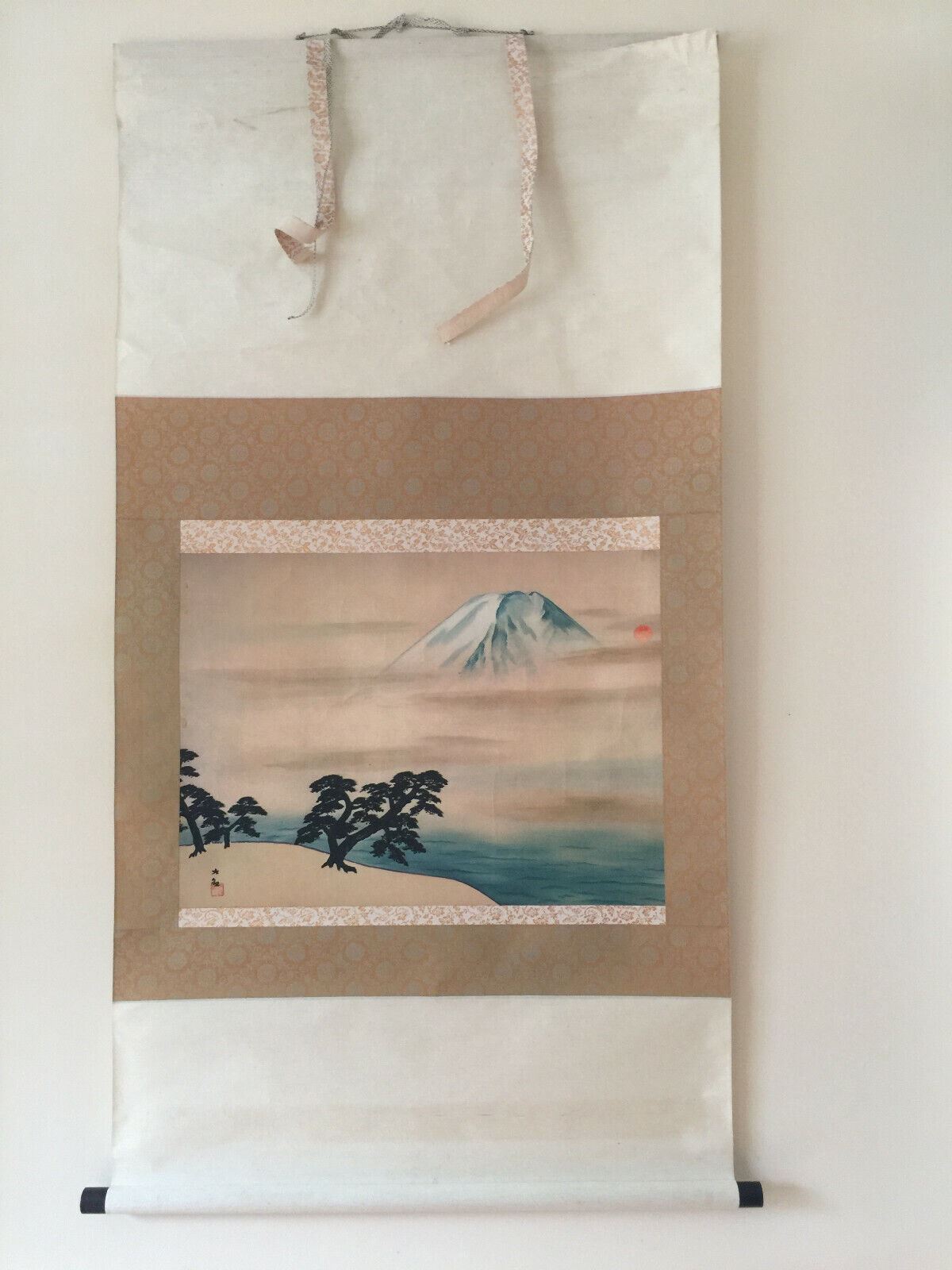Vintage Japanese / Chinese painting Scroll Snow Mountain 52\