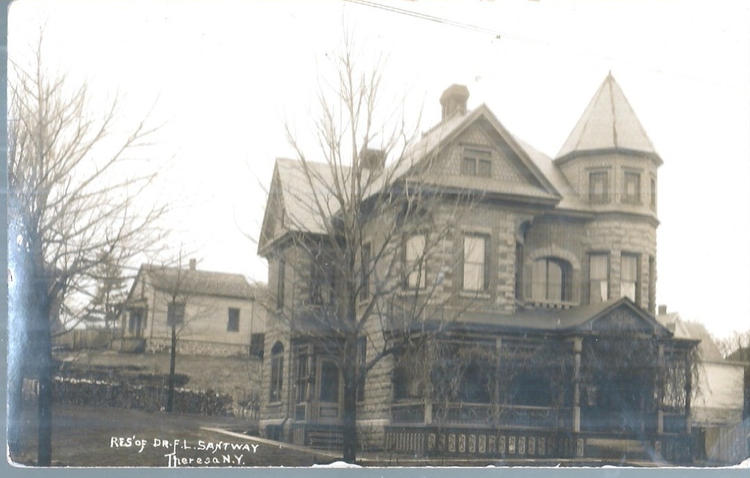 NICE EARLY RPPC OF THE RESIDENCE OF F.L. SANTWAY IN THERESA, NY