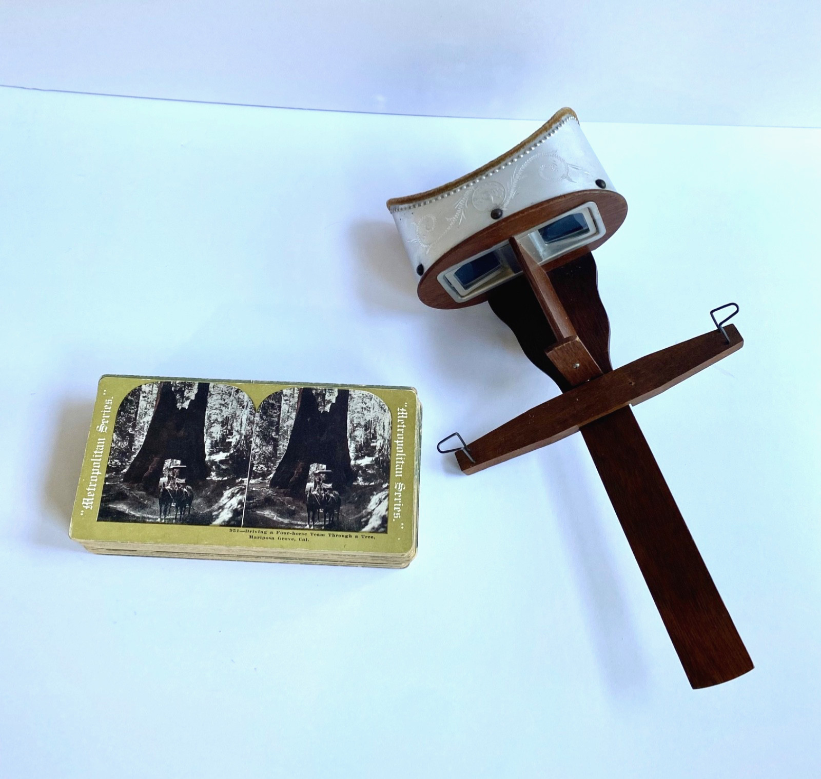 Antique Keystone Monarch Stereoscope Viewer Stereograph Stereoview Cards Vintage
