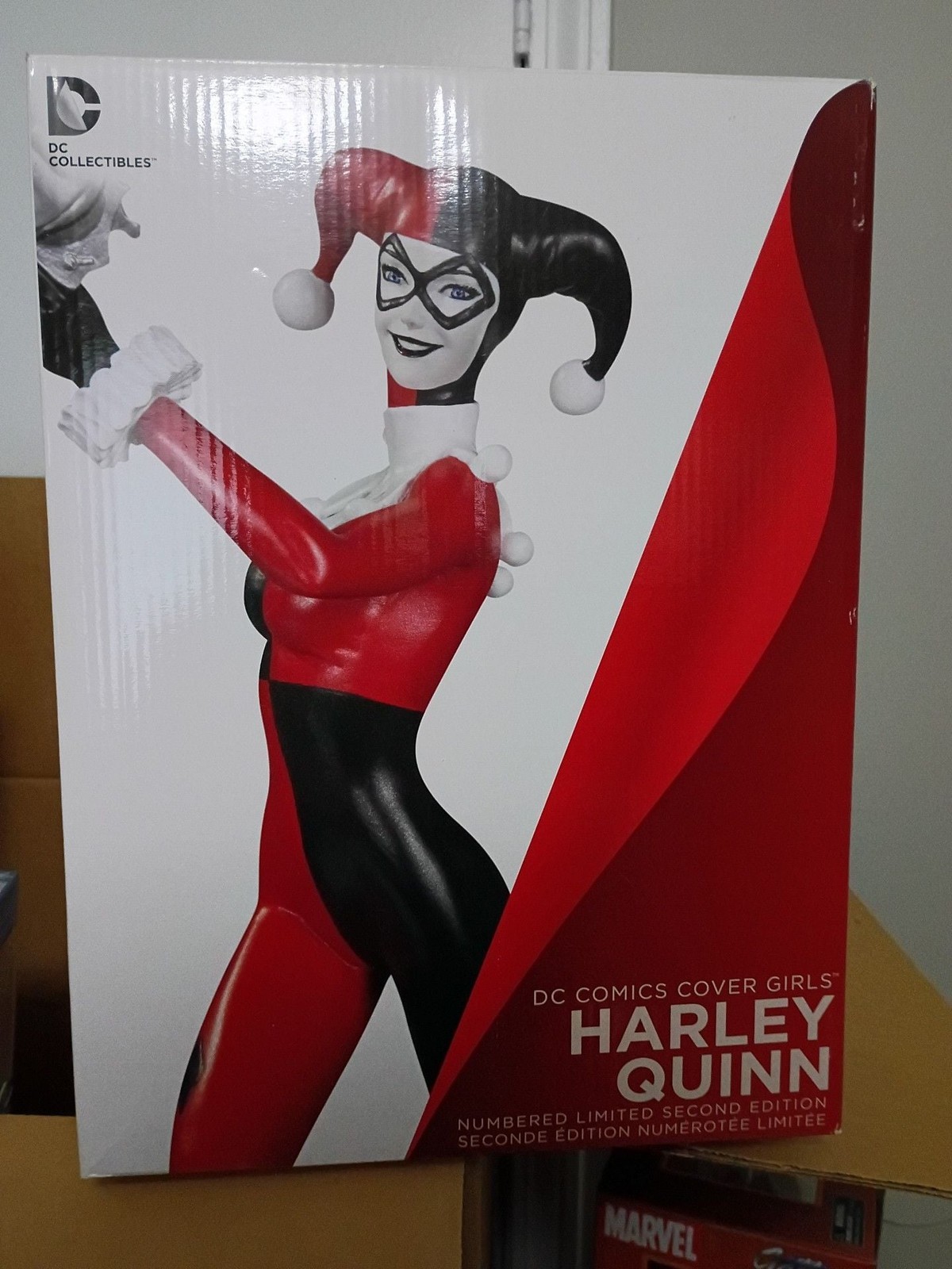 DC Collectibles Cover Girls Harley Quinn Numbered Limited Second Edition Statue