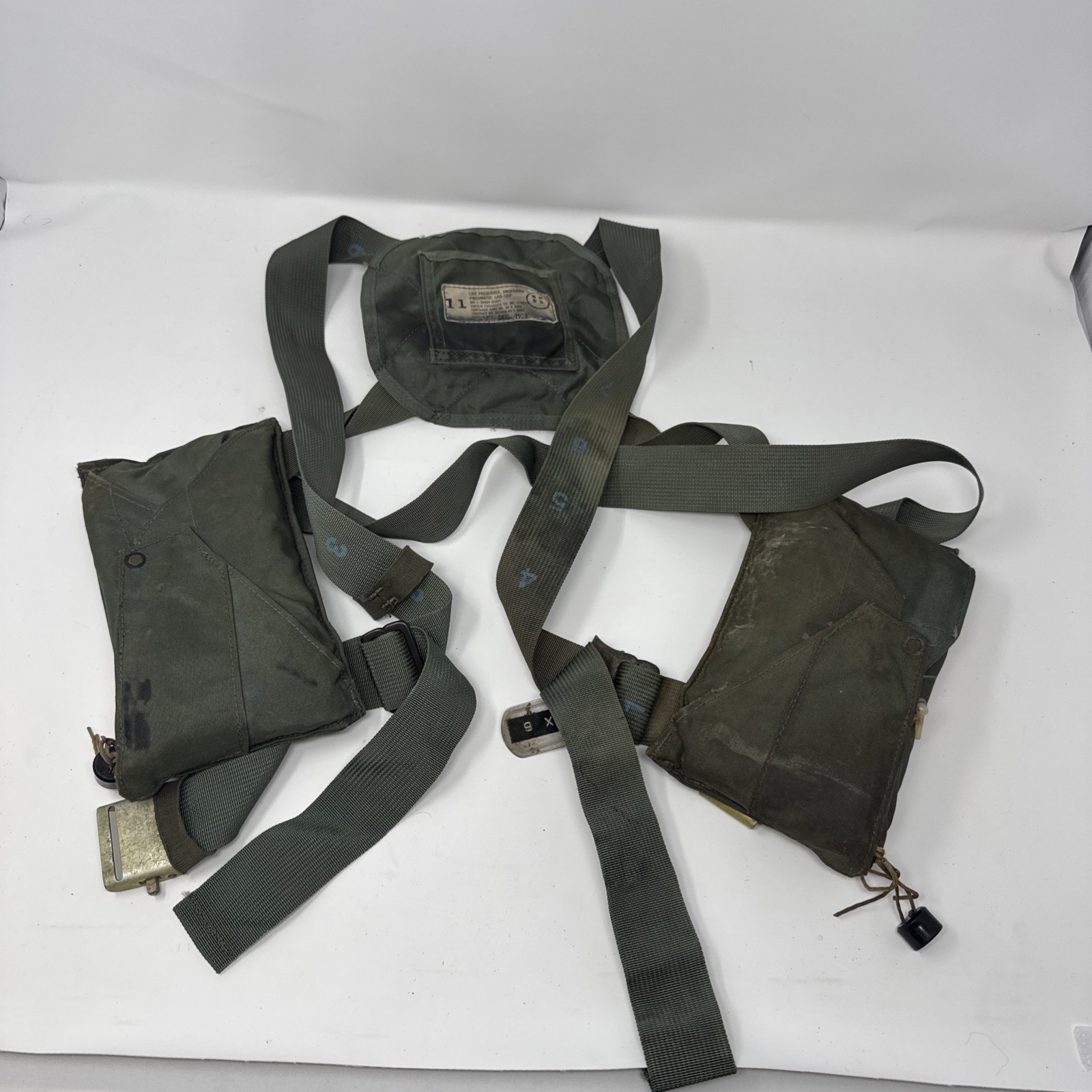 Vietnam Vintage Fighter Pilot Under Arm Life Preserver LPU-10/P Complete USAF 