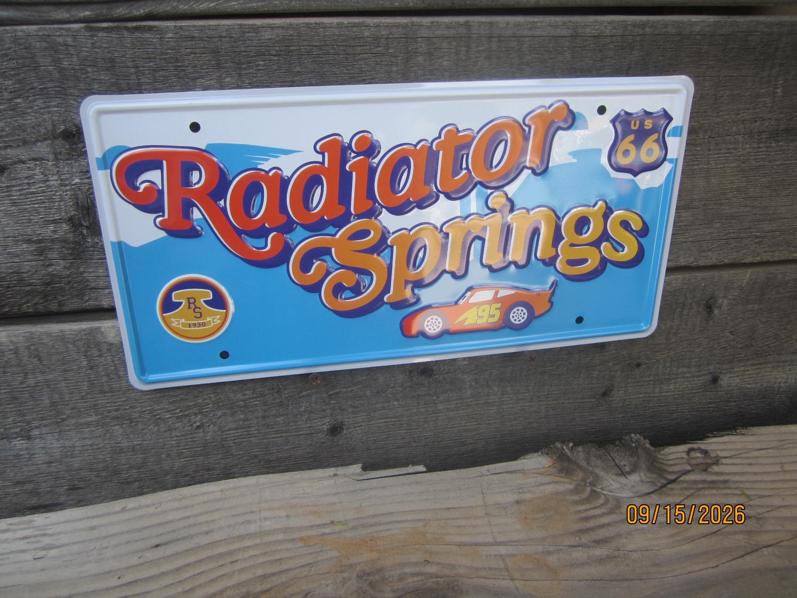 Disney CARS RADIATOR SPRINGS LICENSE PLATE  Metal Sign MATER Lightning McQueen