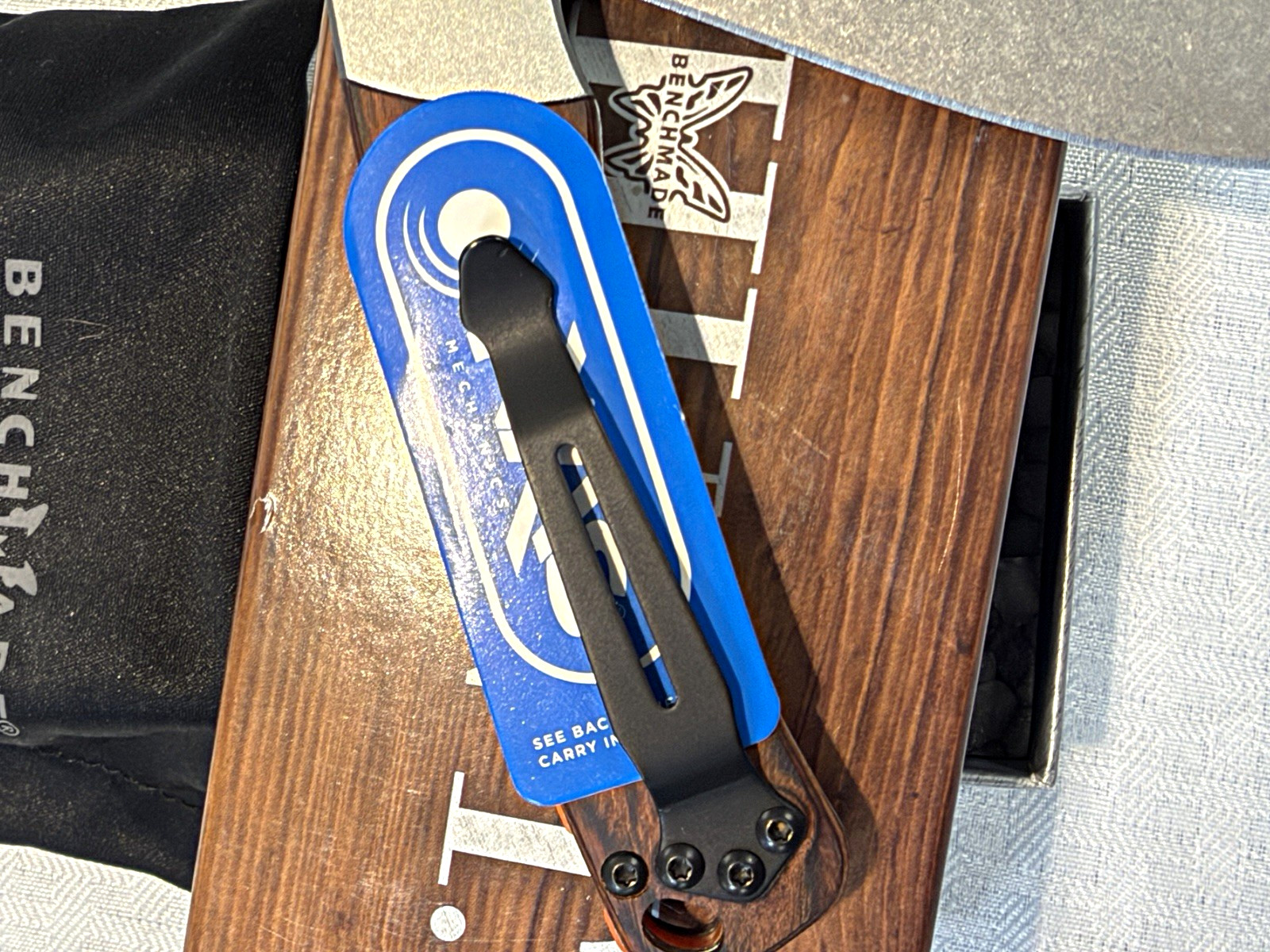Benchmade 15085-2 Mini Crooked River CPM-S30V Wood Handle AXIS Lock – New in Box