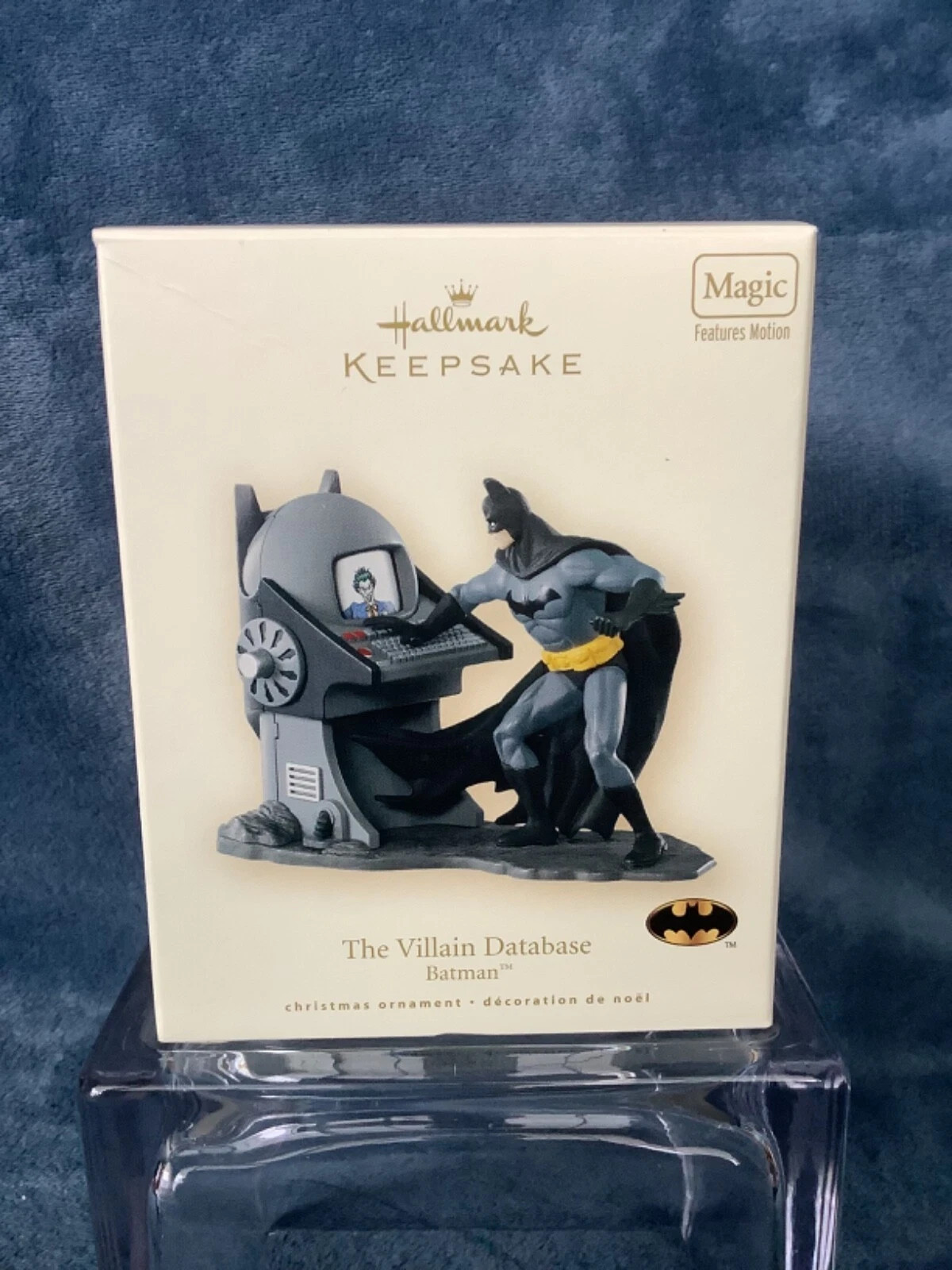 2007 Hallmark Magic Ornament “The Villain Database”- Batman- -A-12-1-22