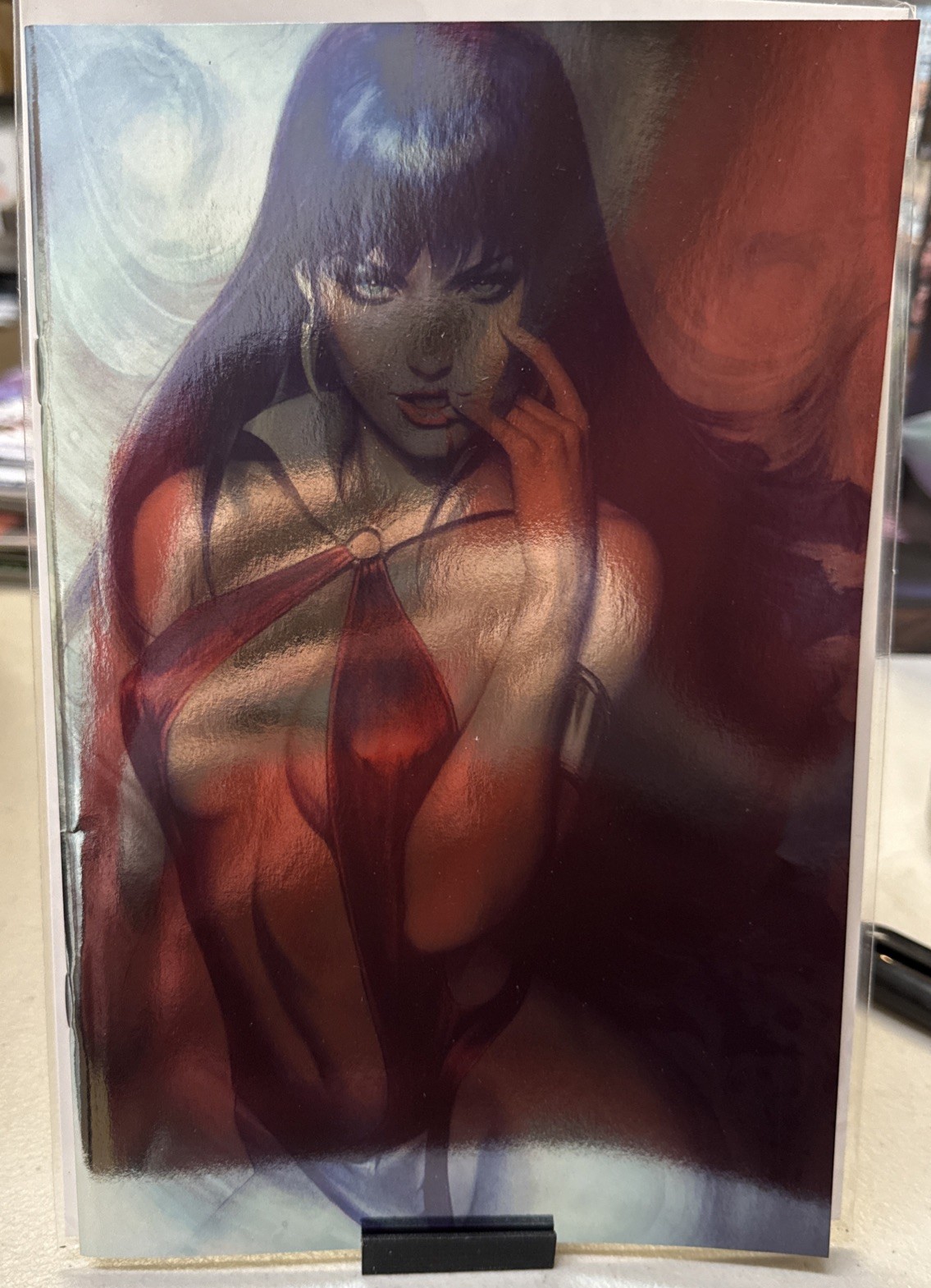 VAMPIRELLA #6 1:10 FOIL ARTGERM NM-9.2 (2019)