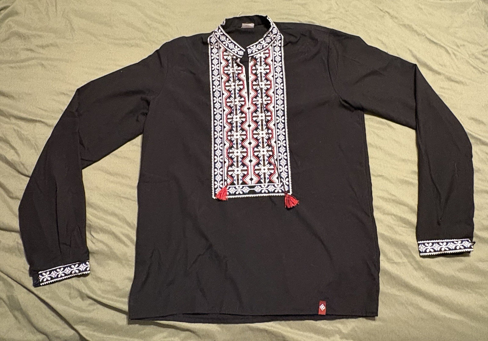 Ukrainian Vyshyvanka Men's Black Sorochka M Red White Geometric Embroidery