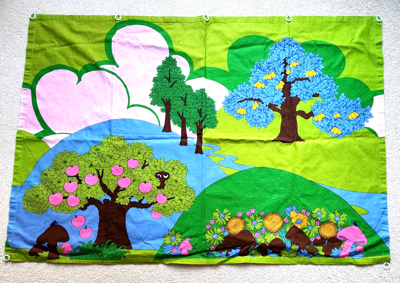 Vintage 70s Finlandia CLOTH Fabric Panel Psychedelic Flower Power Mushrooms Owl