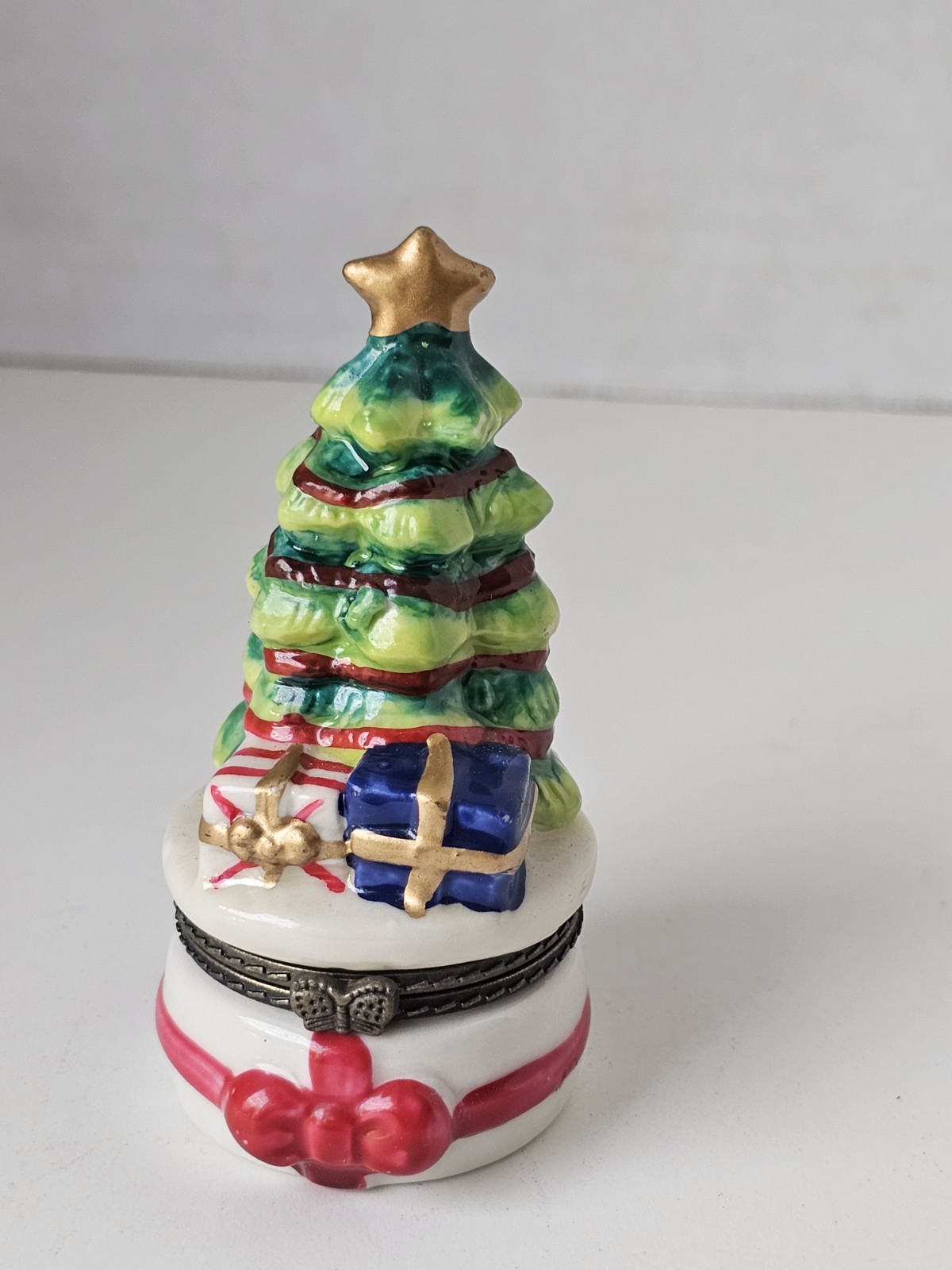 Darice Mini Porcelain Christmas Tree & Presents Hinged Trinket Box Multicolor