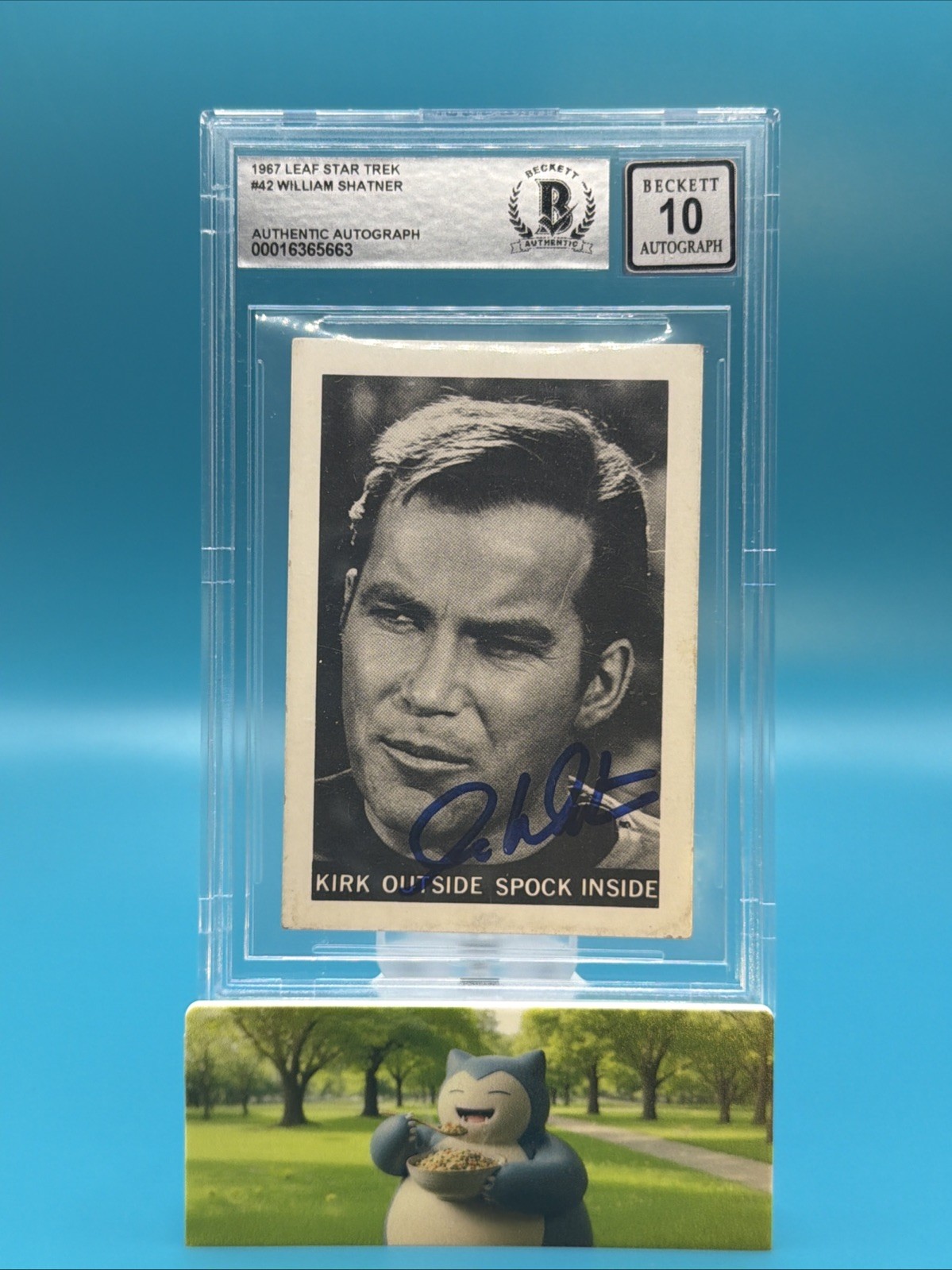 William Shatner Autographed/Signed 1967 Leaf Trading Card Beckett #42
