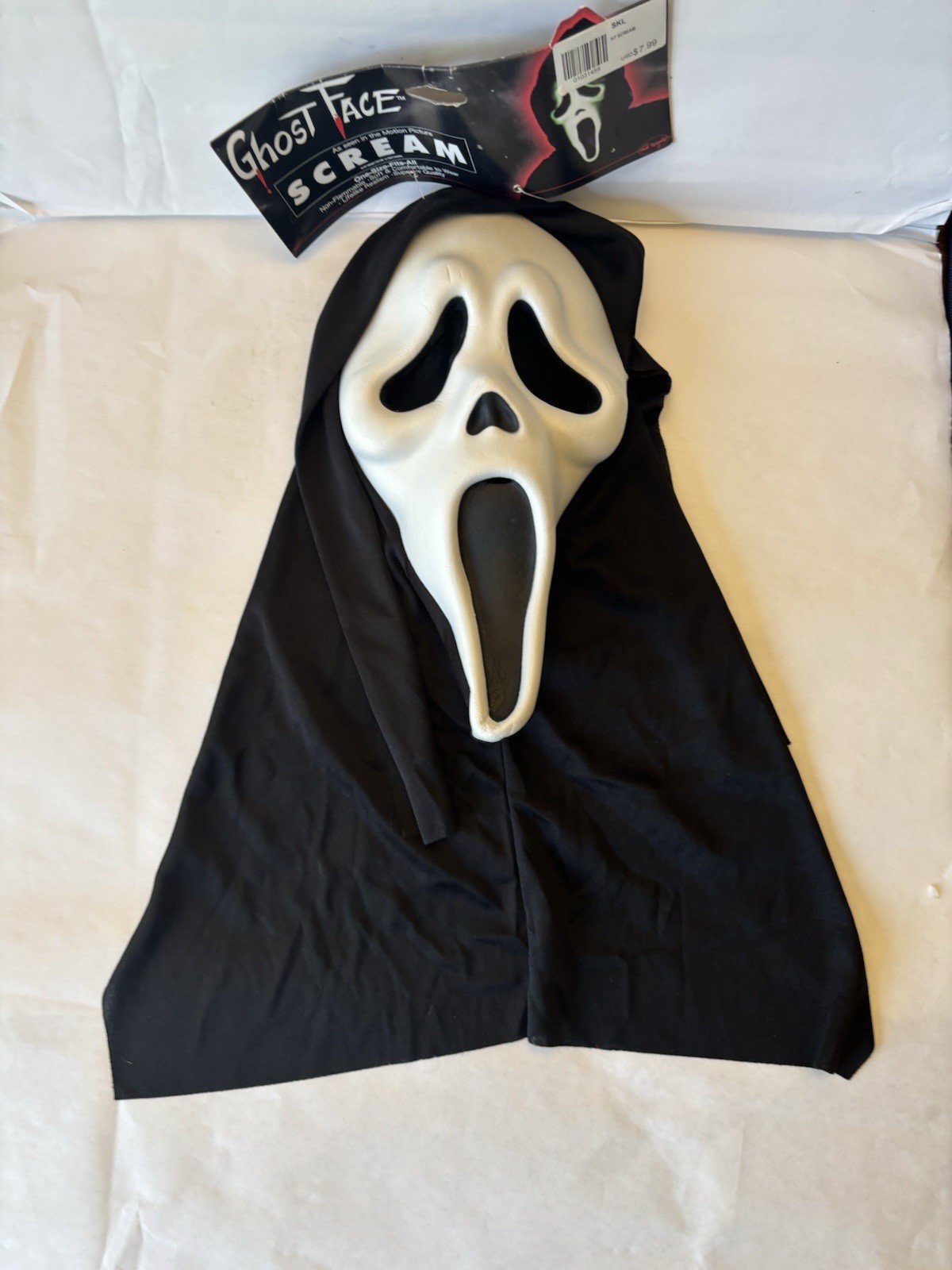 New With Tags 1997 Easter Unlimited Fun World DIV Ghost Face Scream Mask 9206