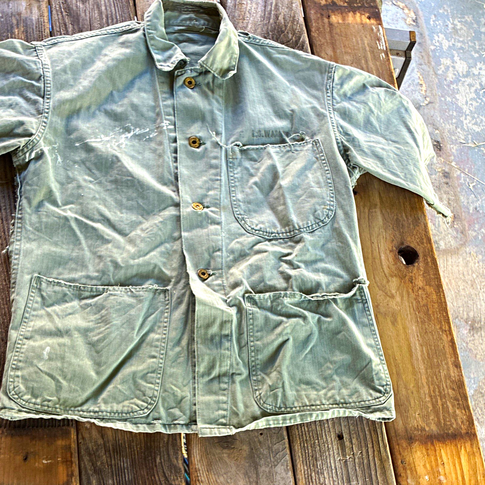 Vintage 40’s Original WWII USMC HBT P41 Herring Bone Twill Utility Jacket.