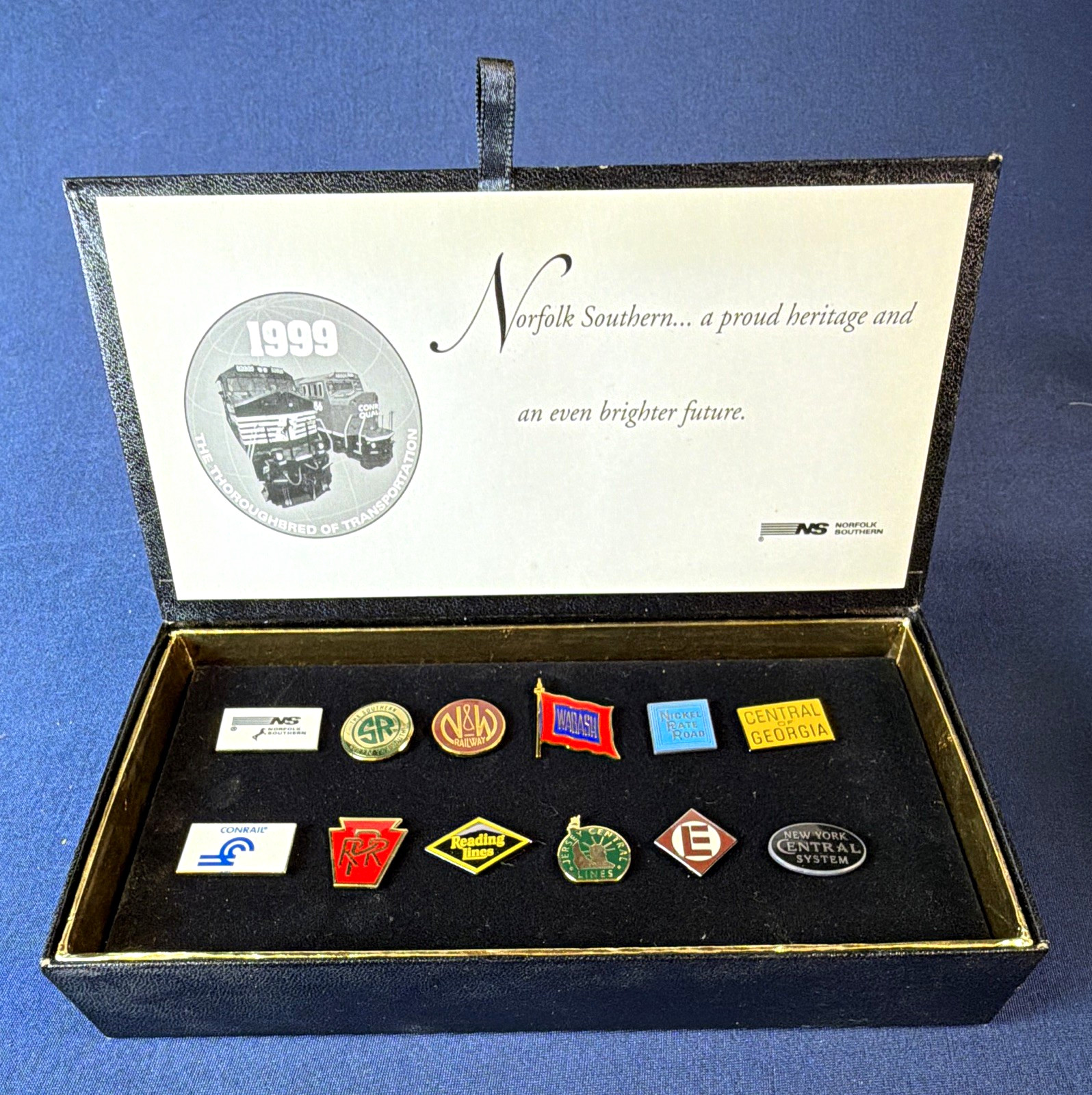 1999 Norfolk Southern Railroad Heritage Pin Set Conrail N&W Wabash Original Box