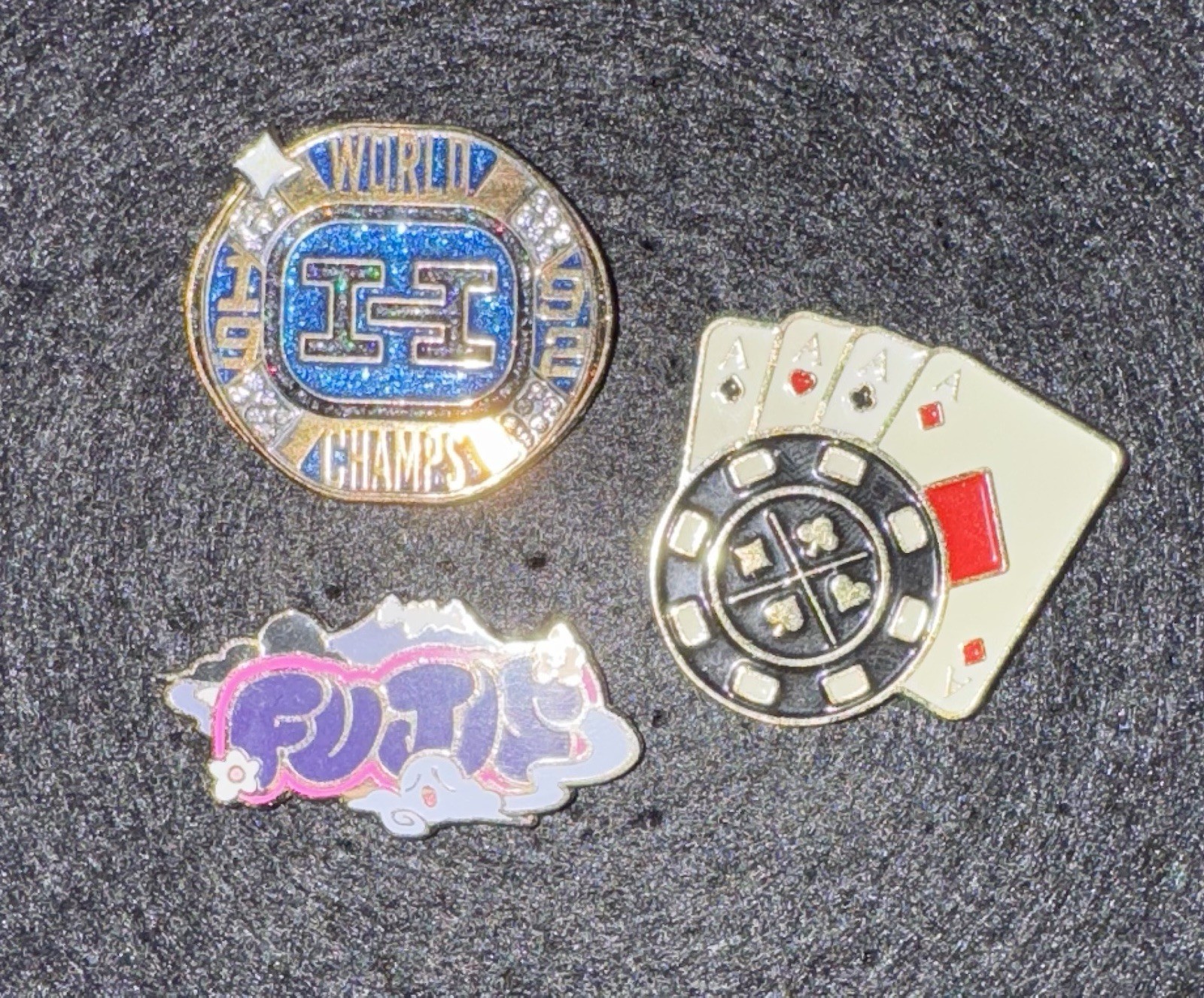 Hatclub Pin bundle