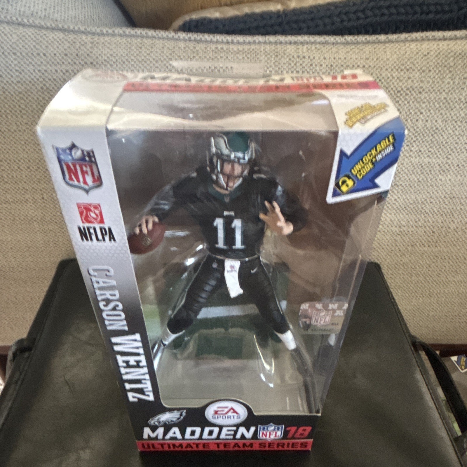 EA Sports Madden NFL 18 Ultimate Team Series Carson Wentz Figure Unopened Box.