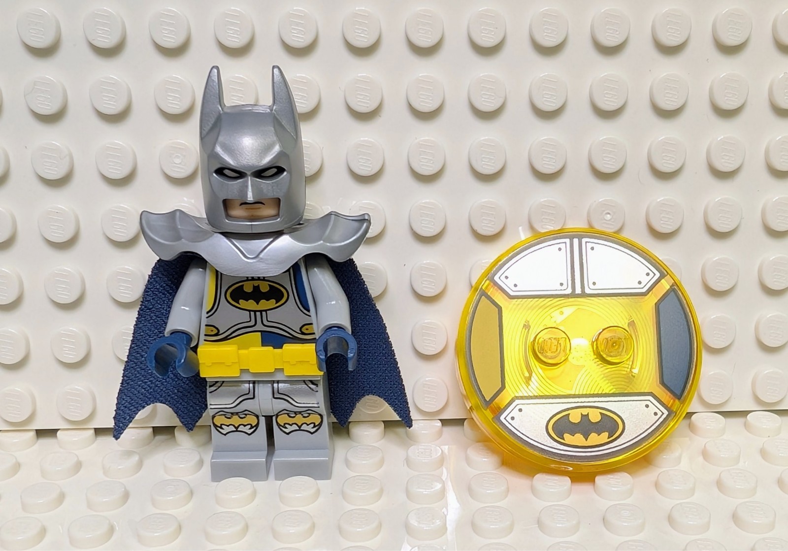 Genuine LEGO Dimensions- Excalibur Batman  & Toy Tag only (from Lego # 71344)