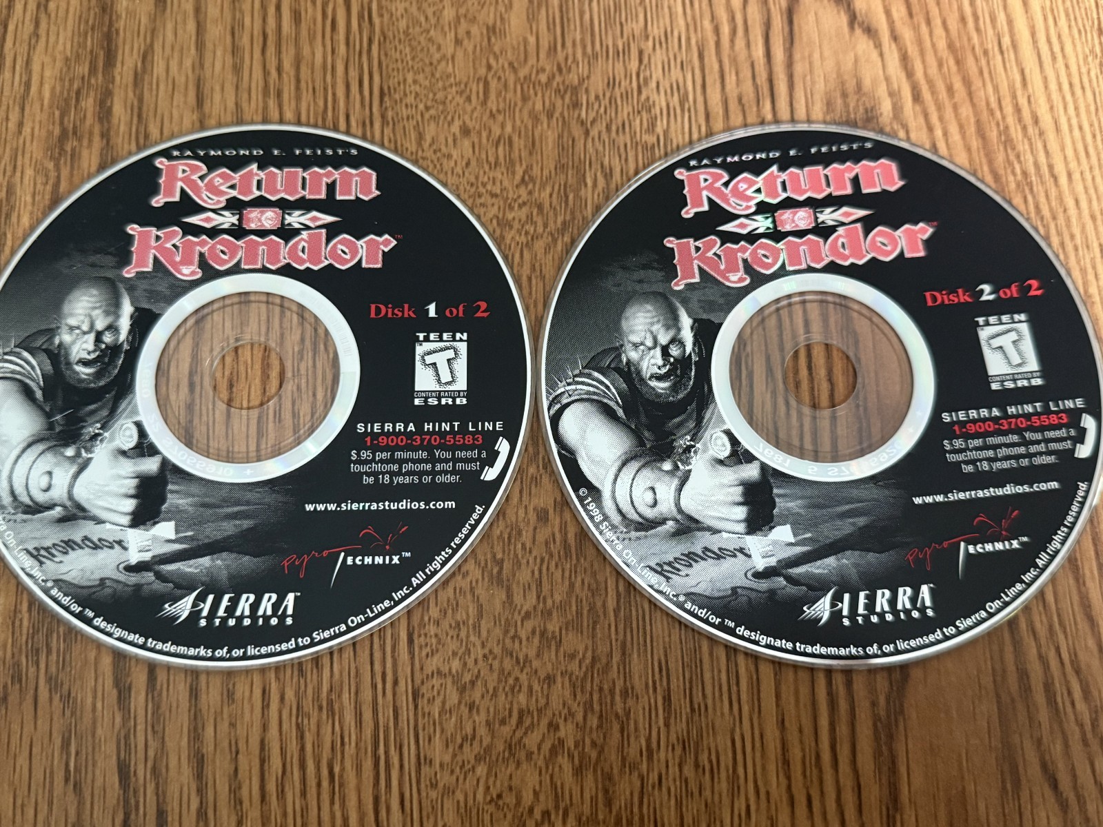 Return To Krondor (PC 1998) DISCS ONLY NO TRACKING (#3443)