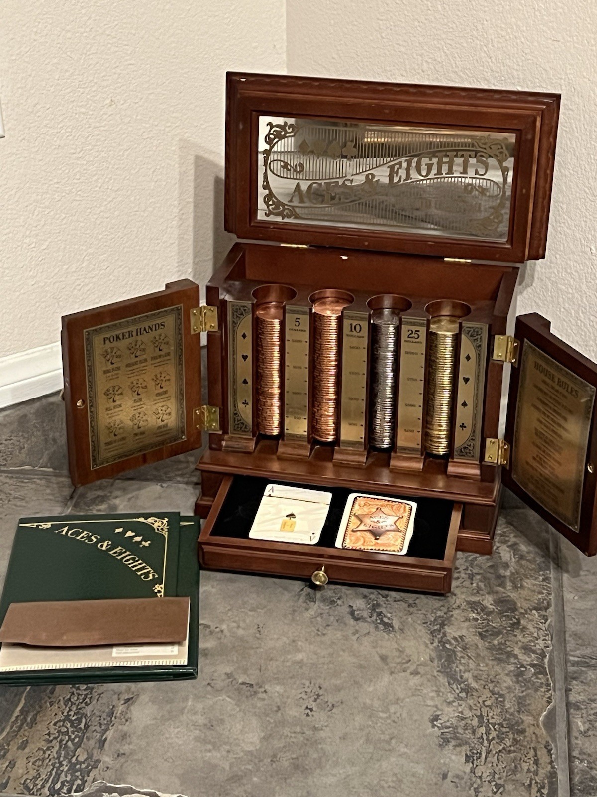 Franklin Mint Aces and Eights Western Poker Collectors Edition. Great Condition