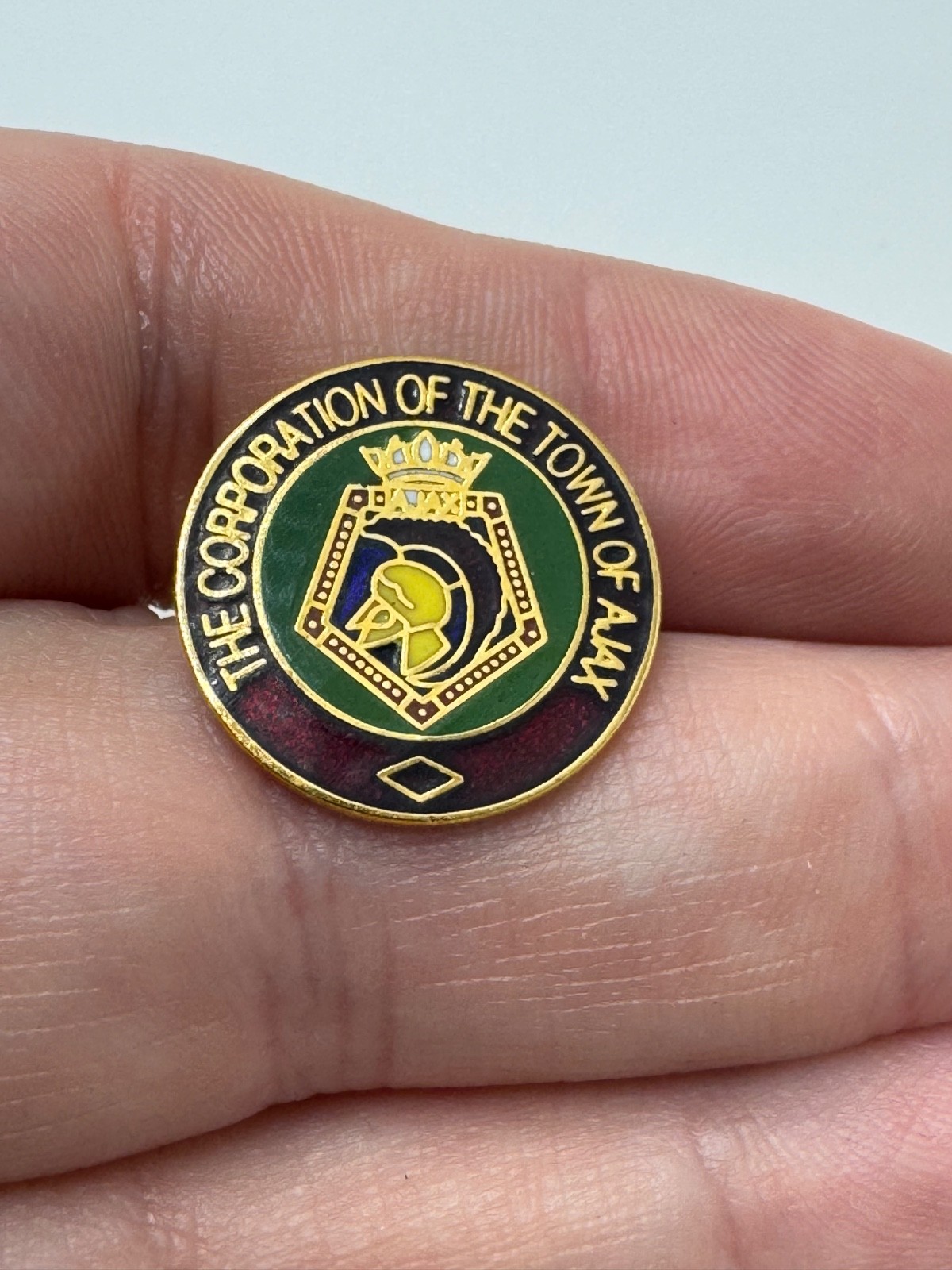 Town Of Ajax Ontario Lapel Pin Corporation Crest Green Red Souvenir Vintage