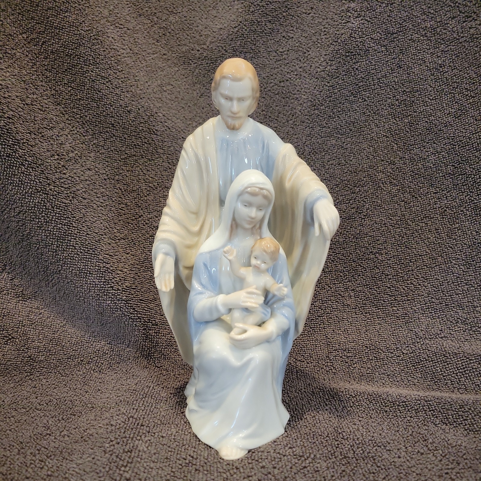 The Valencia Collection Holy Family Porcelain Figurine Jesus Mary Joseph 1984